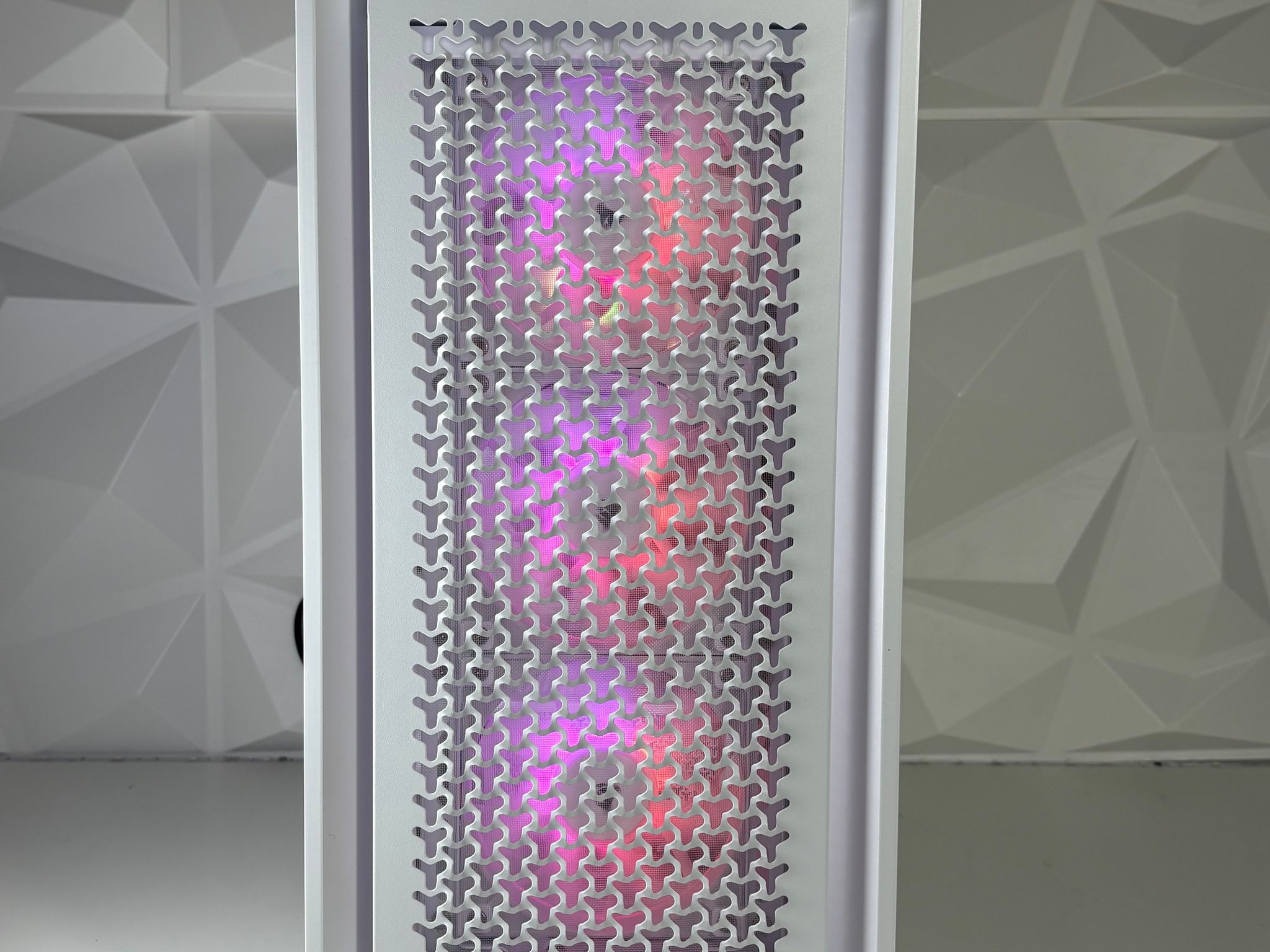//ICEBERG V2// - RTX 5070, i5 14400F, 16GB DDR5, 1TB SSD Whiteout Gaming PC by EXT PCs