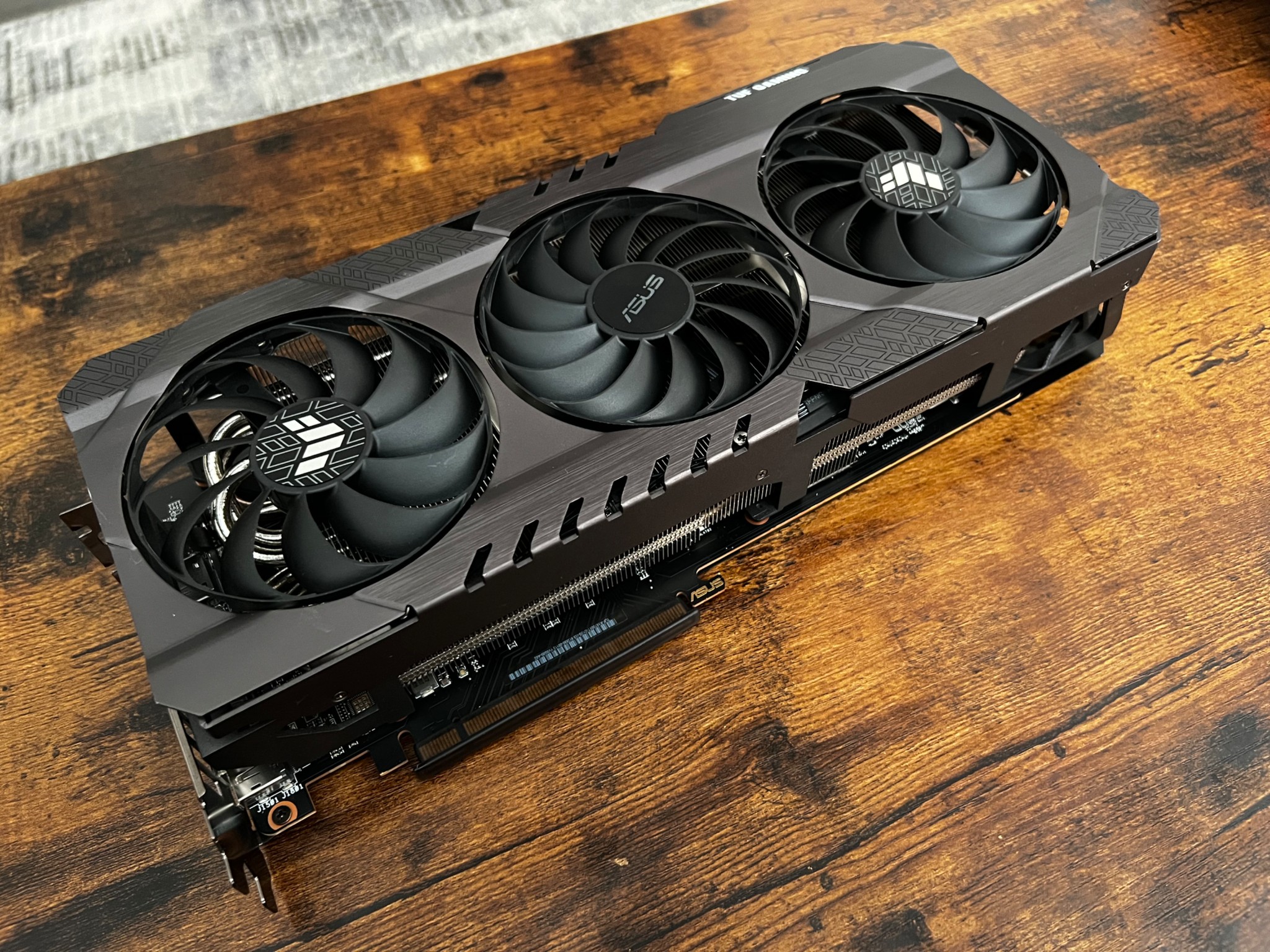 AMD RX 6700 XT Asus Tuf Gaming OC