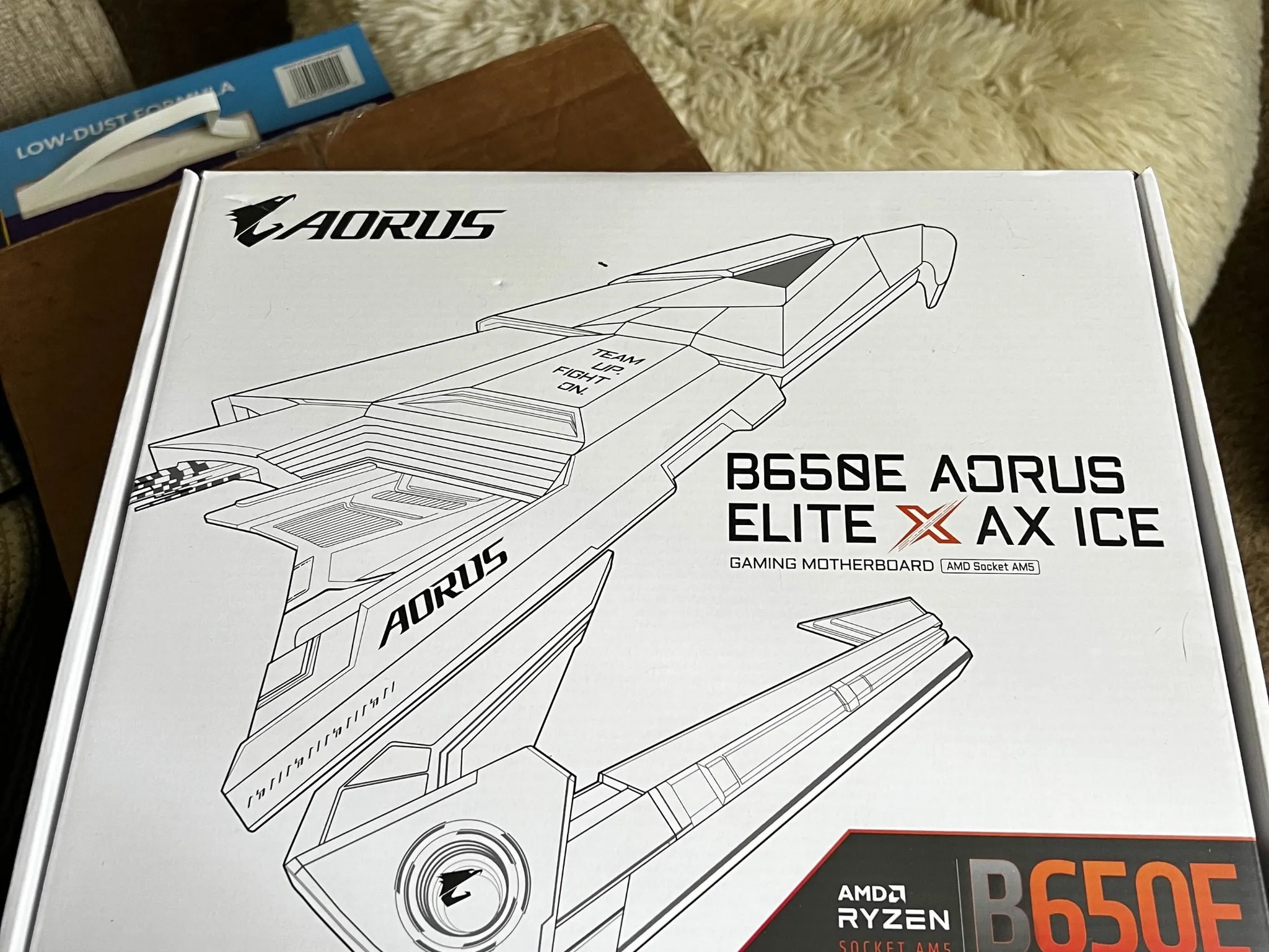 GIGABYTE B650E AORUS ELITE X AX ICE AM5 LGA 1718 AMD B650 ATX Motherboard