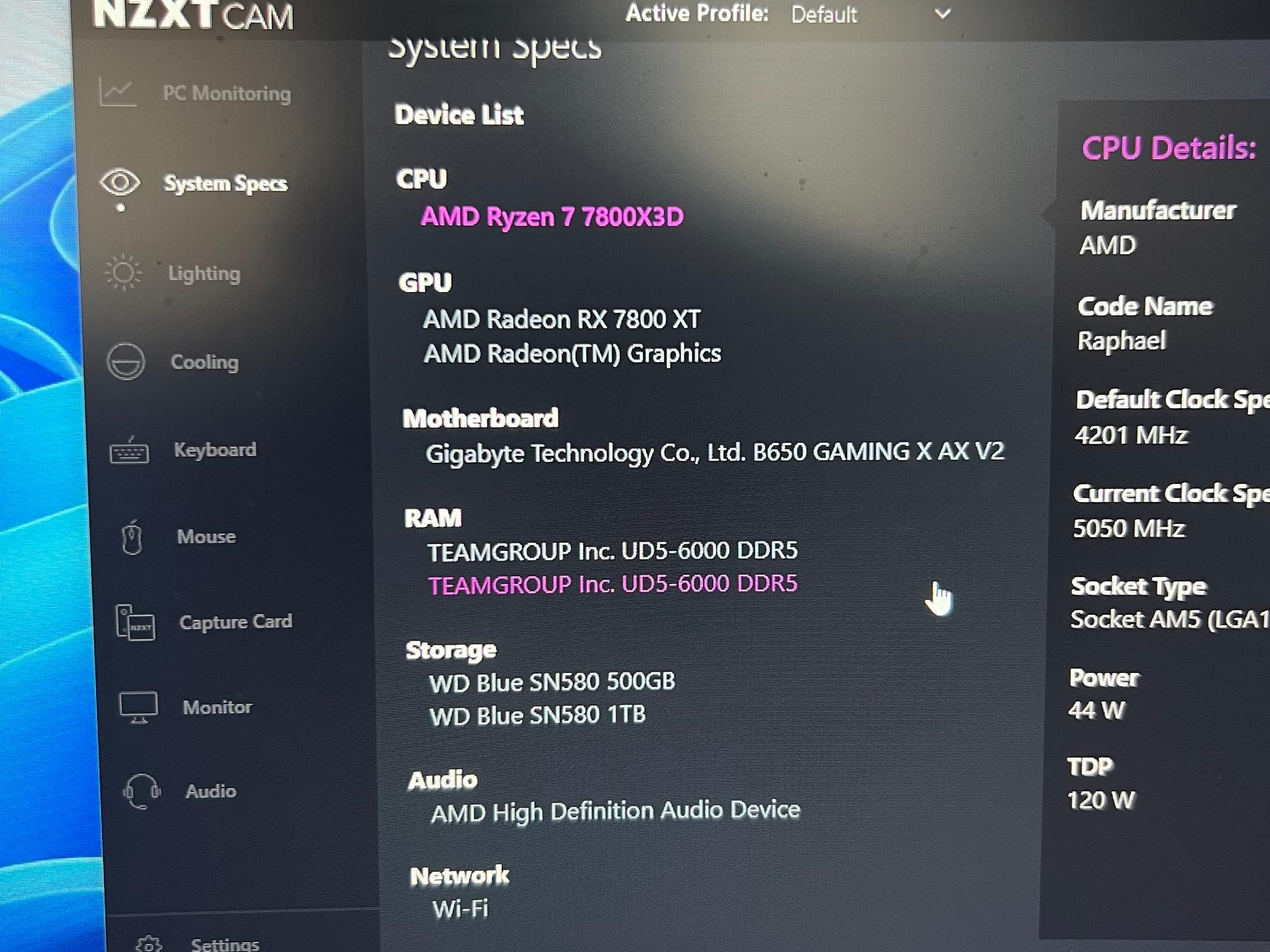 “The Batman” Ryzen 7 7800X3D, RX 7800 XT, 32GB DDR5, 1.5TB NVMe