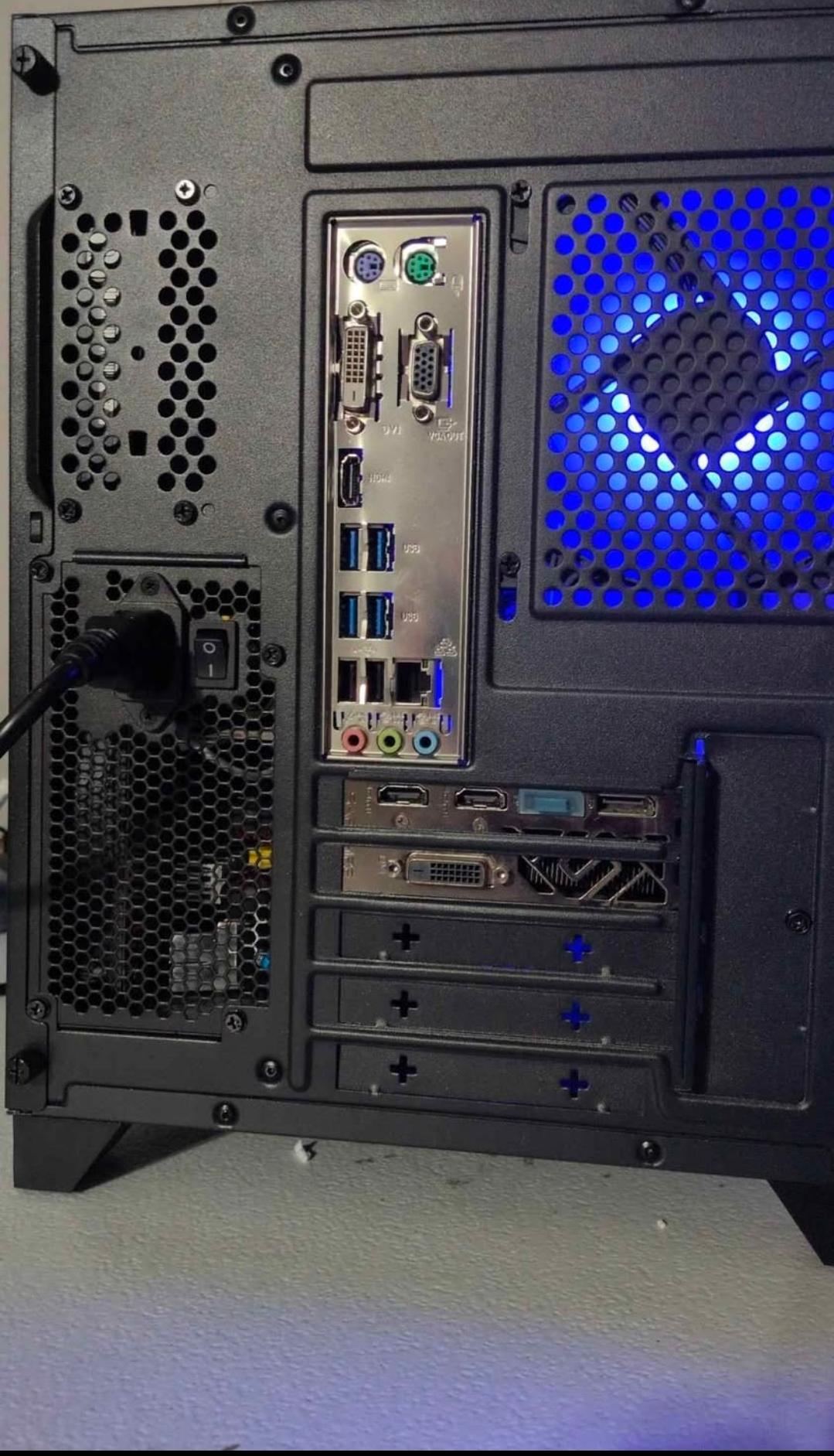 Custom Gaming PC Build