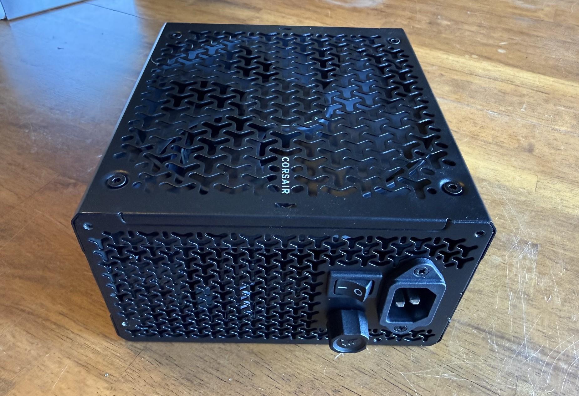 Corsair RM750x PC Power Supply - 750 Watts
