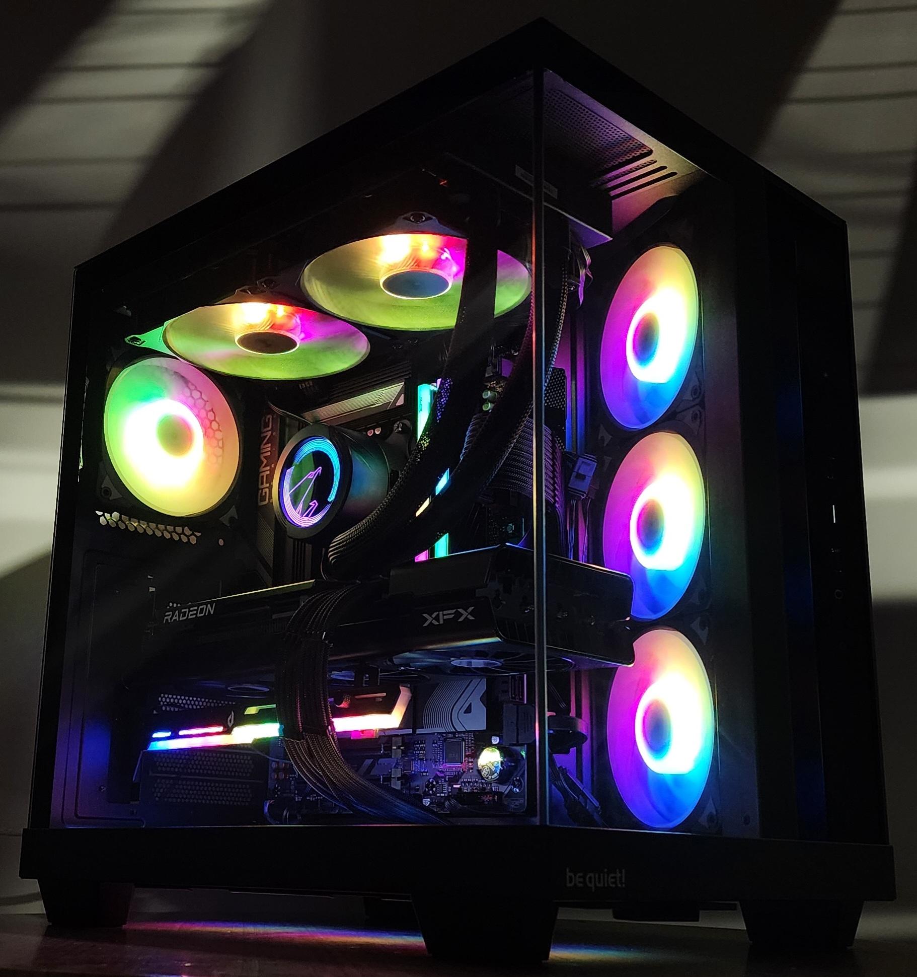 Gaming PC Ryzen 7 7700 32GB RAM 2TB SSD RX 7700 XT 12GB Windows 11 Computer