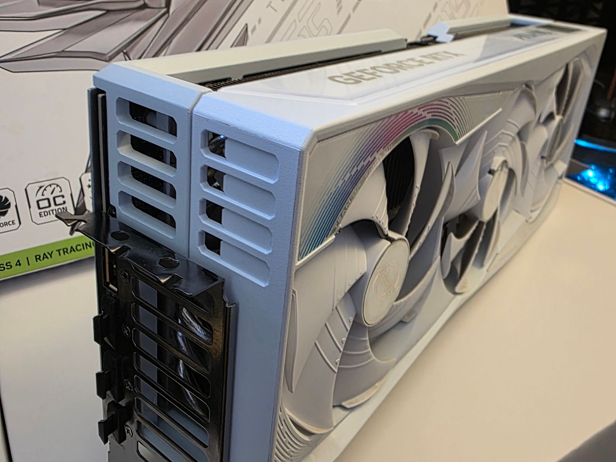 GIGABYTE AORUS GeForce RTX 5090 MASTER ICE 32G