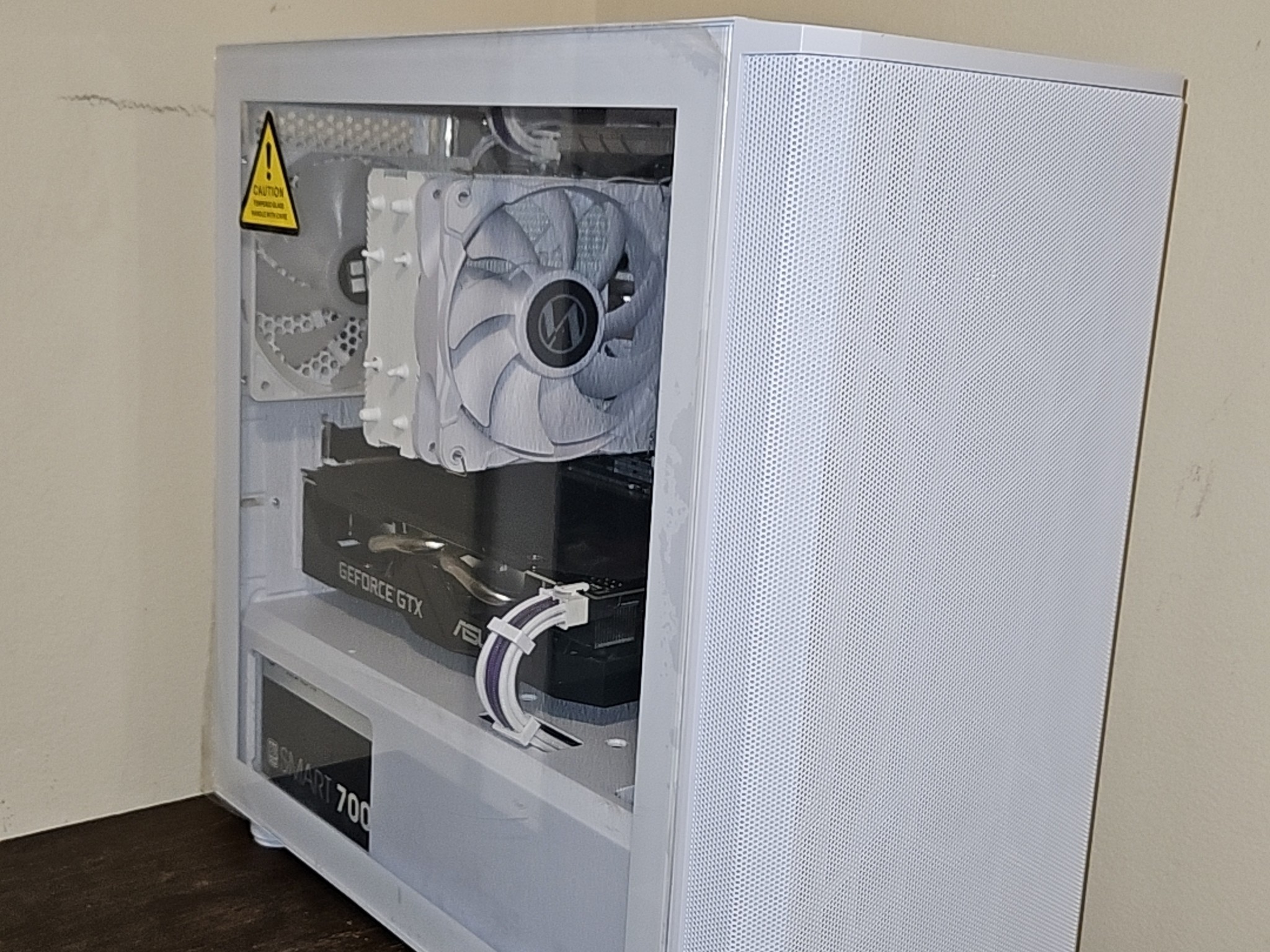 Ryzen 7 3700x GTX 1660 super