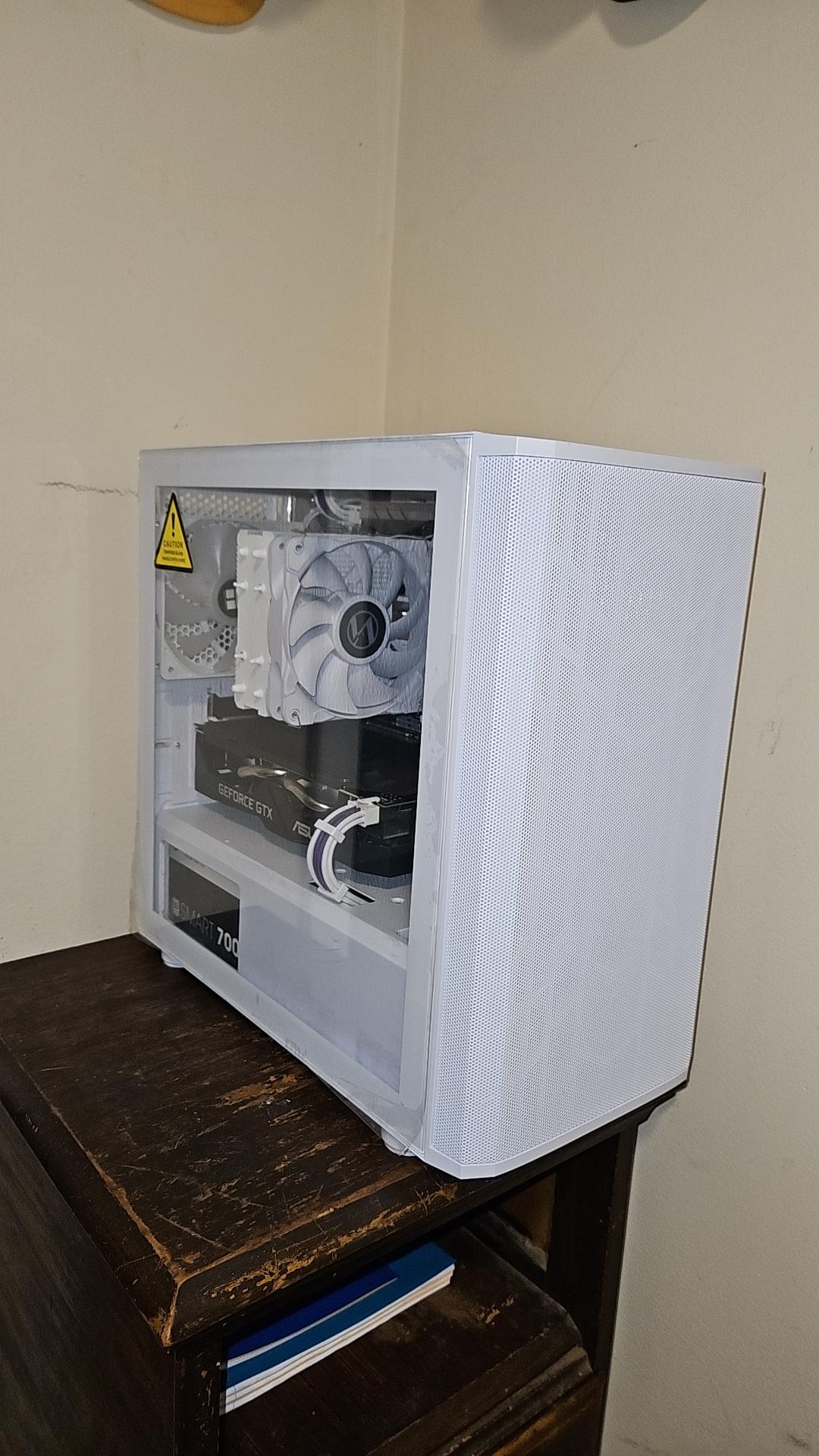 Ryzen 7 3700x GTX 1660 super