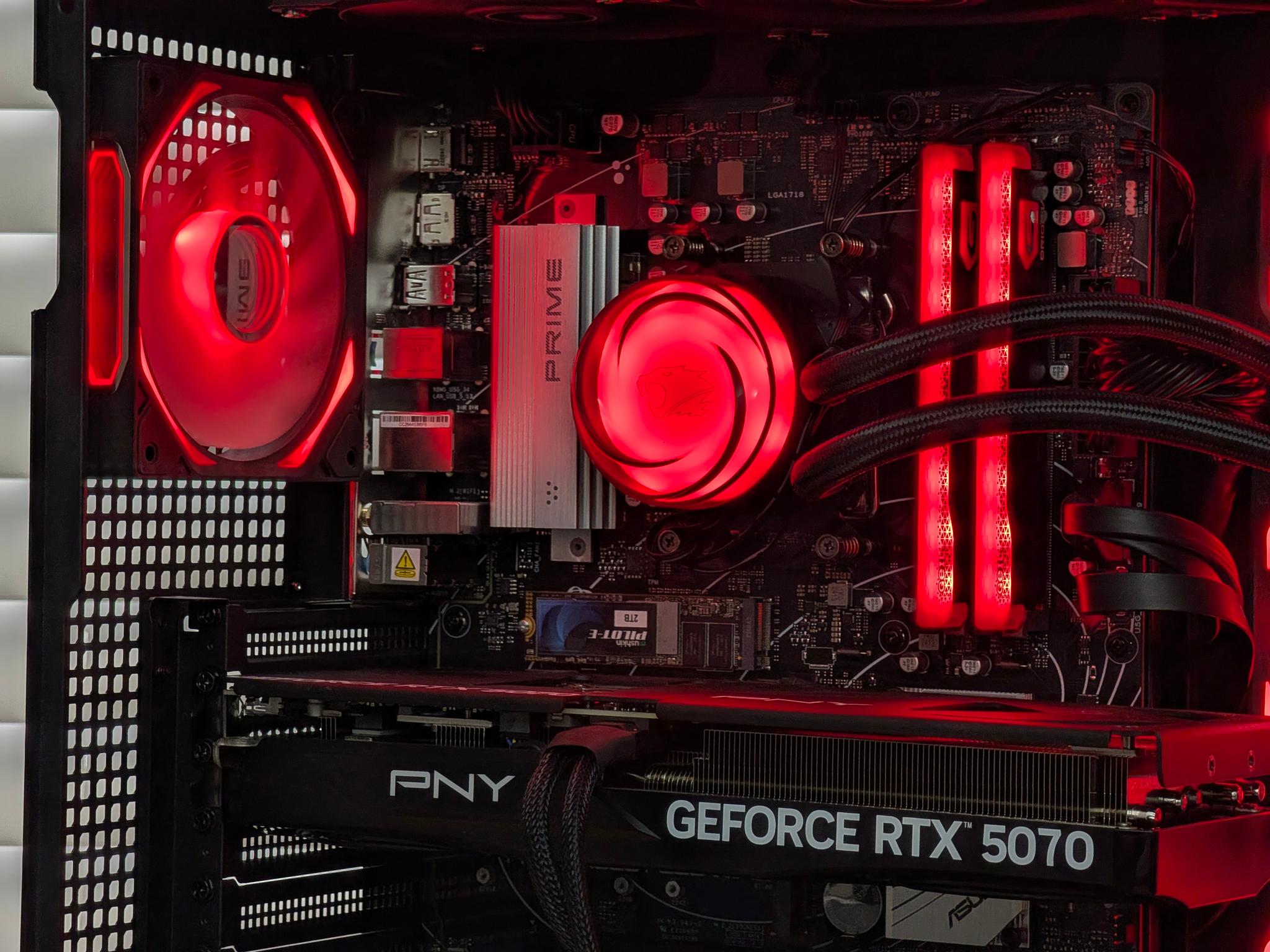 ❤️🖤Ryzen 7 7800x3D | RTX 5070 | 32GB DDR5 | 2TB SSD | Gaming PC🖤❤️