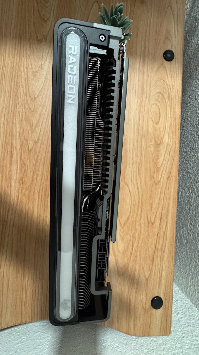 Sapphire  Nitro+ AMD Radeon RX 7900 XTX Vapor-X Gaming Graphics Card with 24GB GDDR6