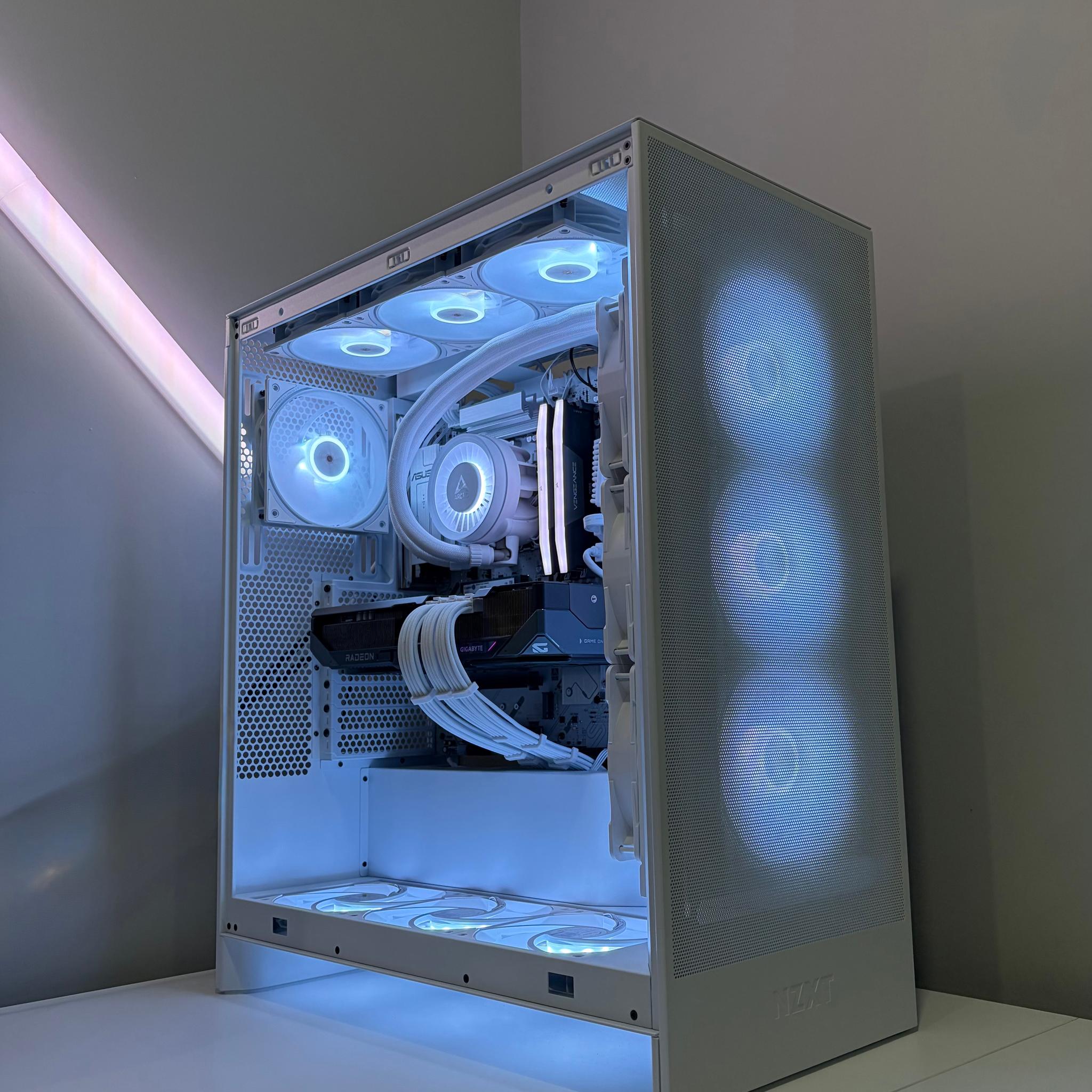 RX 9070 XT | Ryzen 7 9800X3D | 32GB DDR5 RAM | Gaming PC