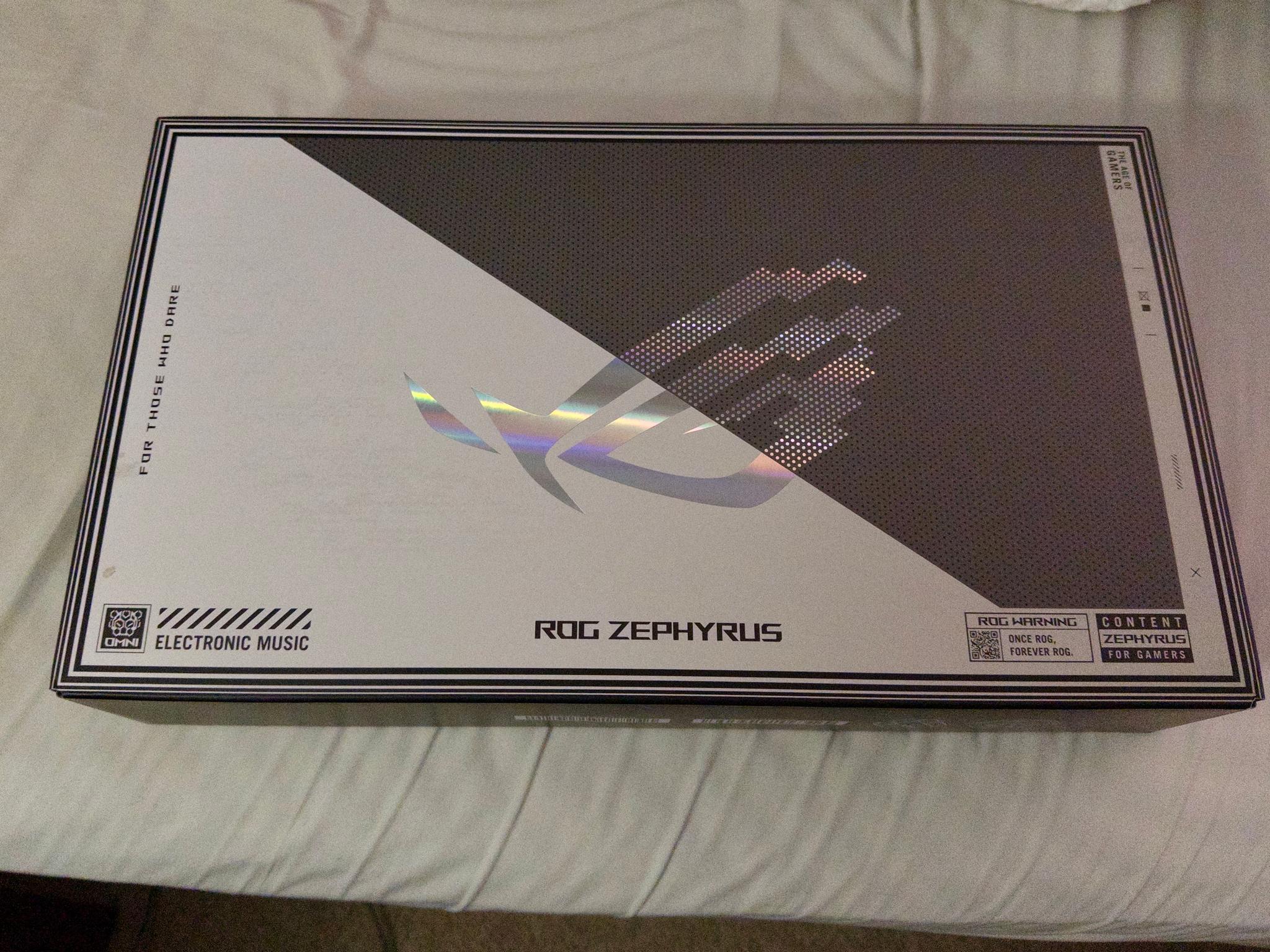 ASUS ROG Zephyrus G14 14" Gaming Laptop, Ryzen 9 6900HS, RX 6700S, 16GB RAM, 1TB SSD, White, (2022)