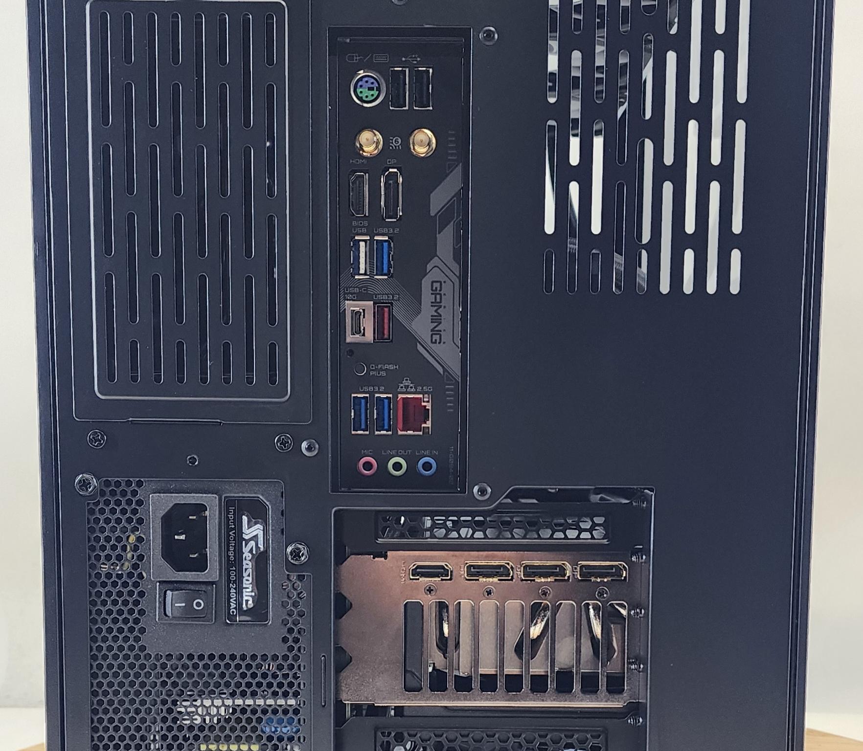 Gaming PC Ryzen 7 9700X 32GB RAM 2TB SSD RTX 5070 Ti 16GB Windows 11 Computer