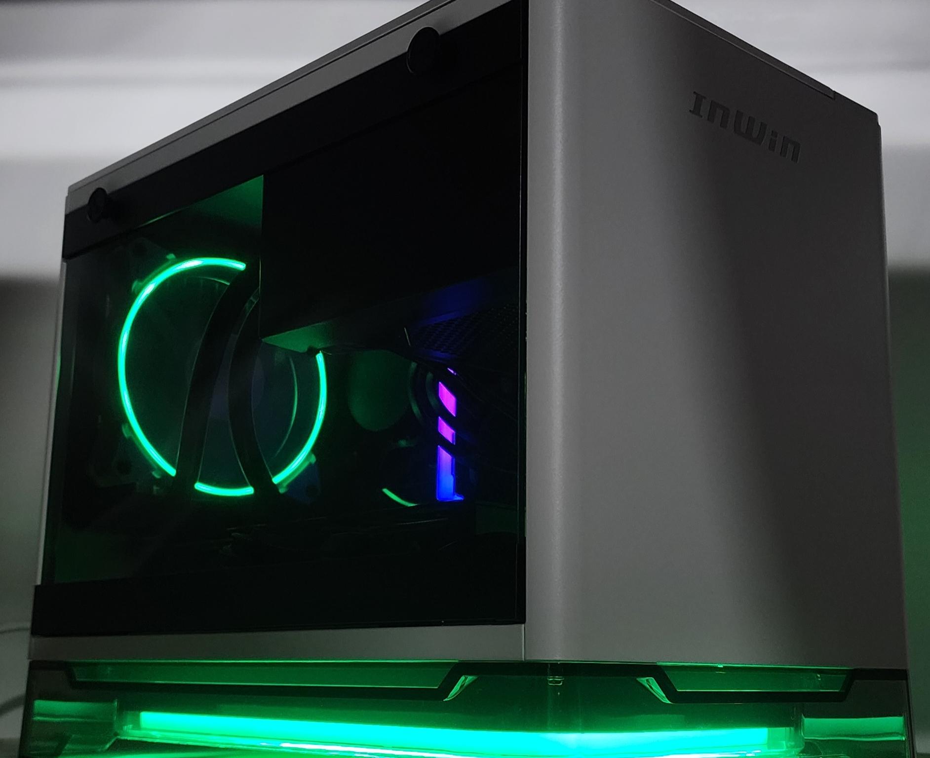 Gaming PC Ryzen 7 7700X 16GB RAM 1TB SSD RTX 4070 SUPER 12GB Windows 11 Computer