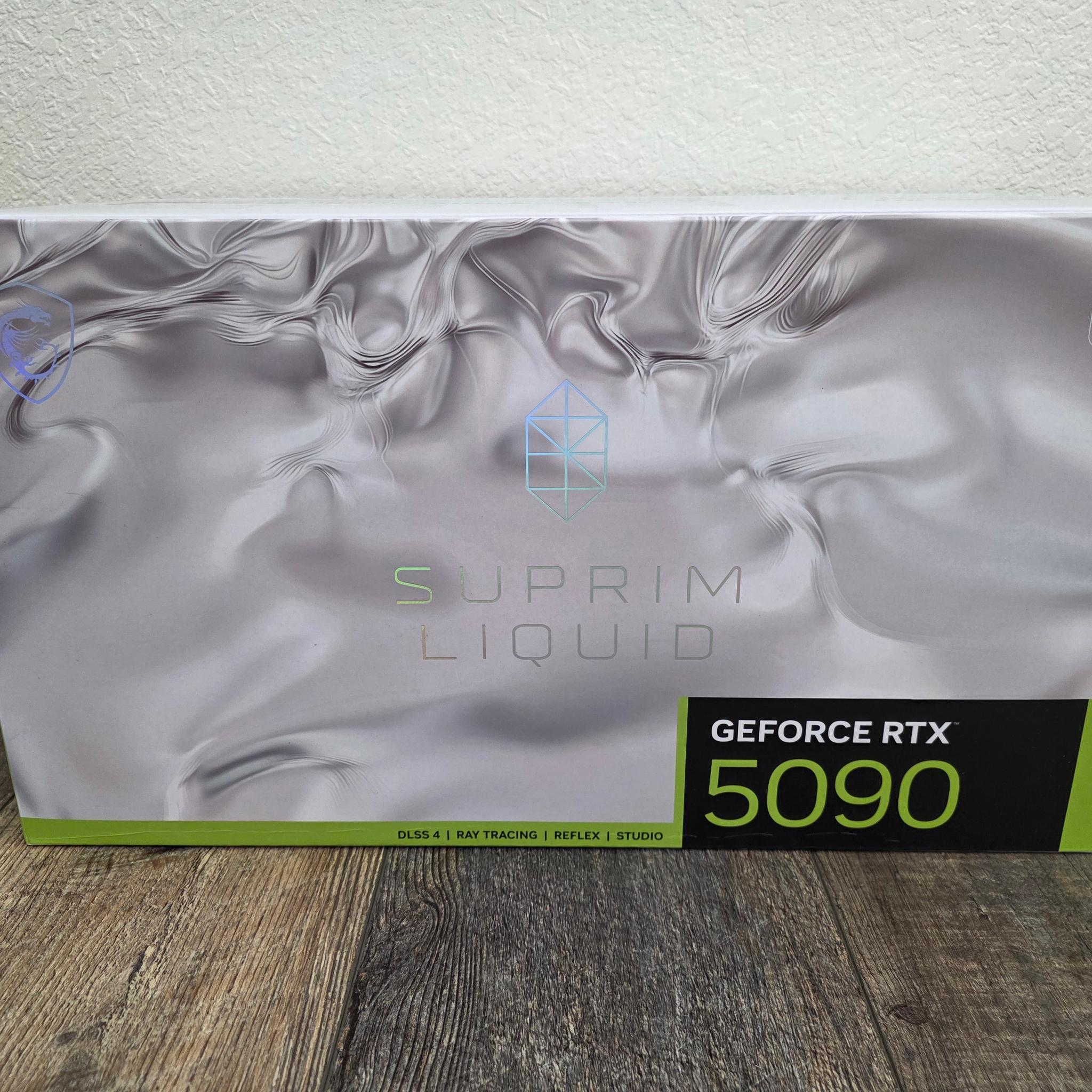 MSI GeForce RTX 5090 32G SUPRIM LIQUID SOC