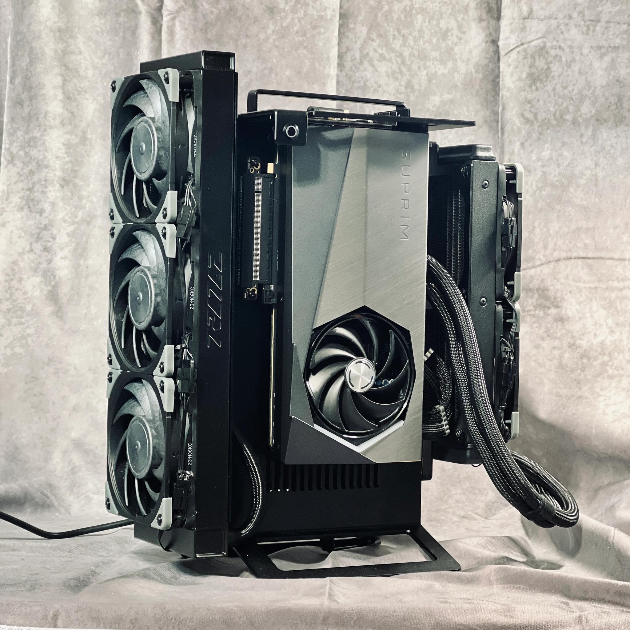 High-end Gaming PC in the Xproto-L - 7800X3D, RTX 4090, 64GB Dom. Titanium DDR5, Dual AIO Cooling