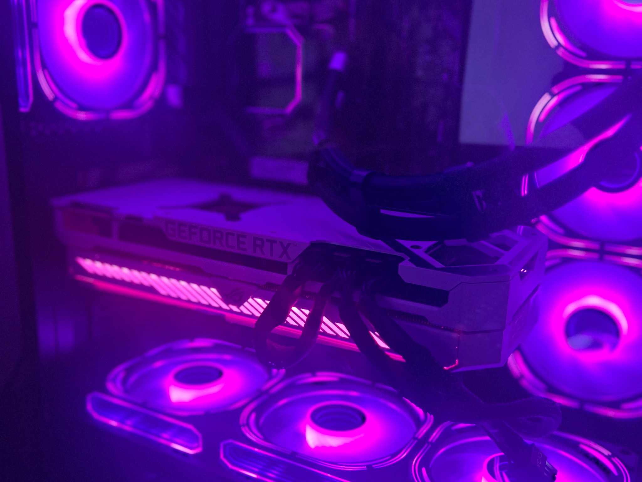 ASUS ROG Strix GeForce RTX 3090 OC White Edition 24GB GDDR6X