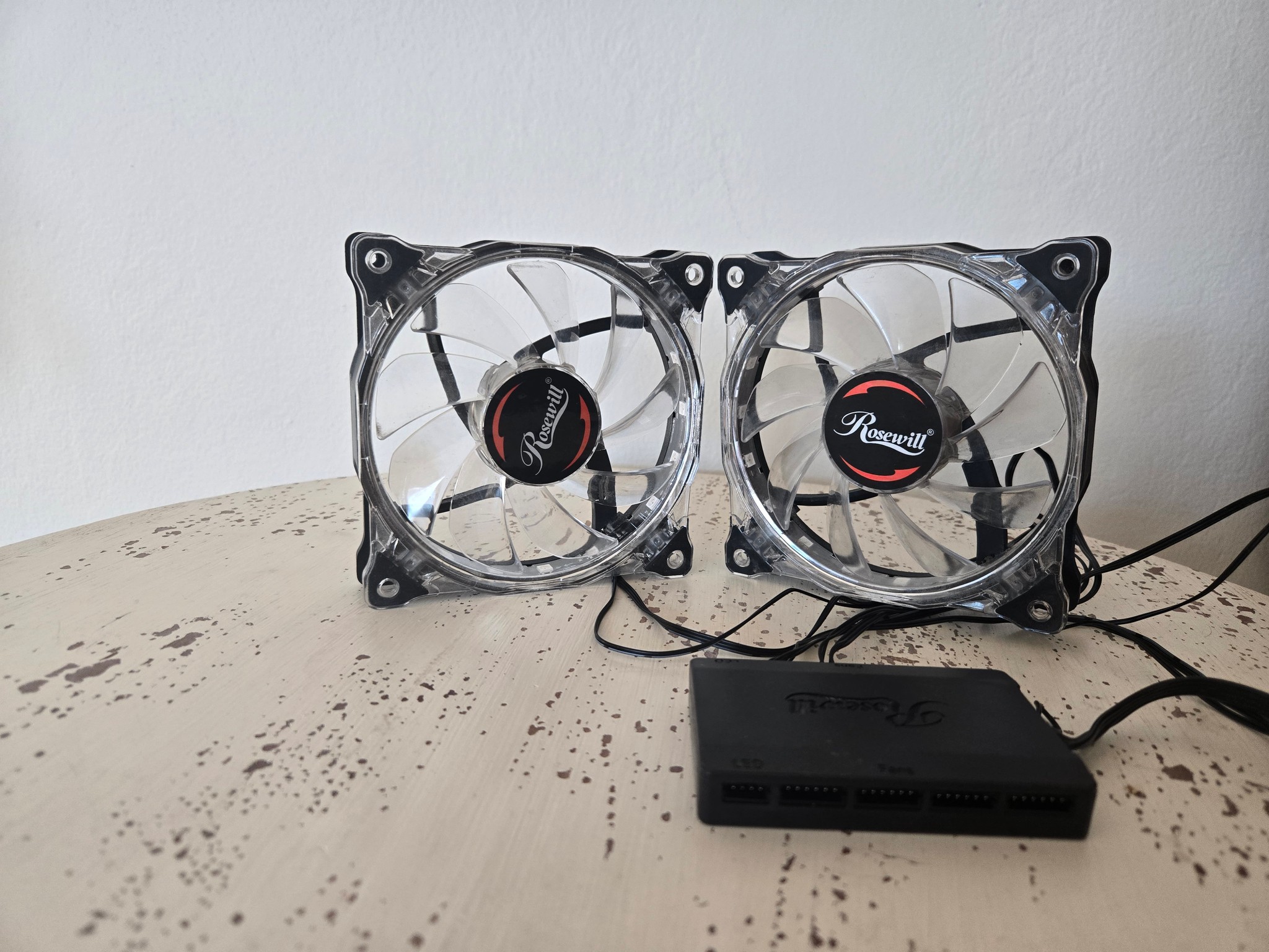 Rosewill Fan Hub with 2 Fans - Rainbow RGB