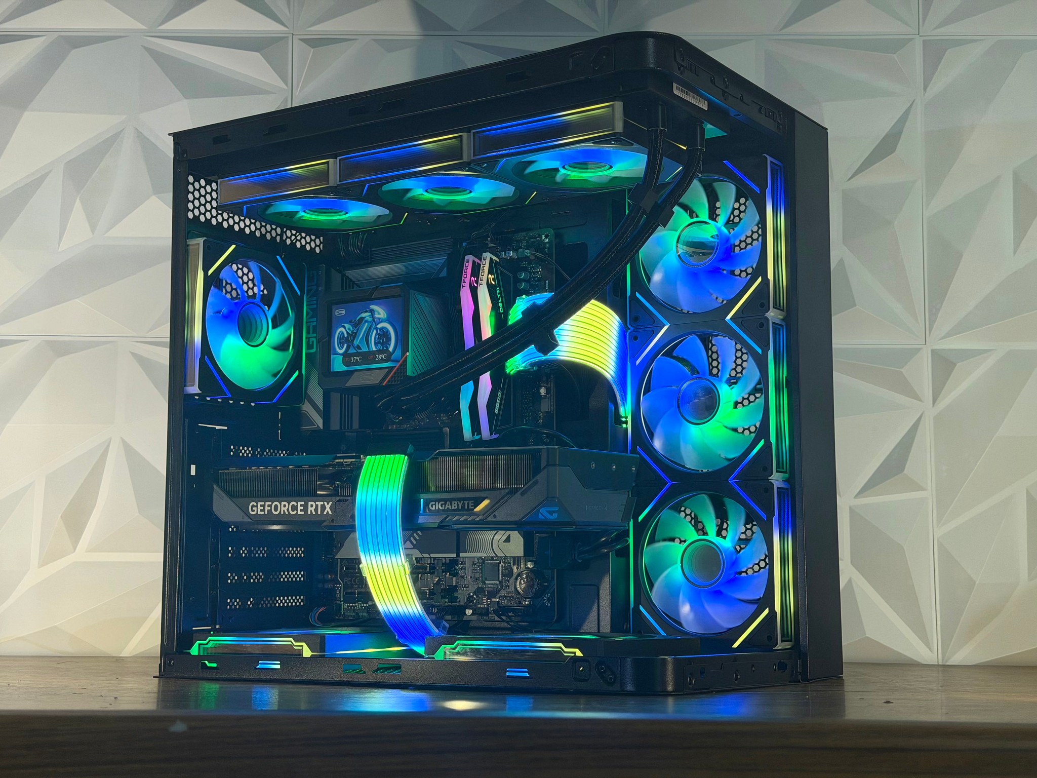⚡ Ryzen 7 7700X | RTX 5070 OC | DDR5 | 1TB NVMe | LCD AIO | Windows 11 Pro ⚡ “ROSEFIRE ELITE” PC
