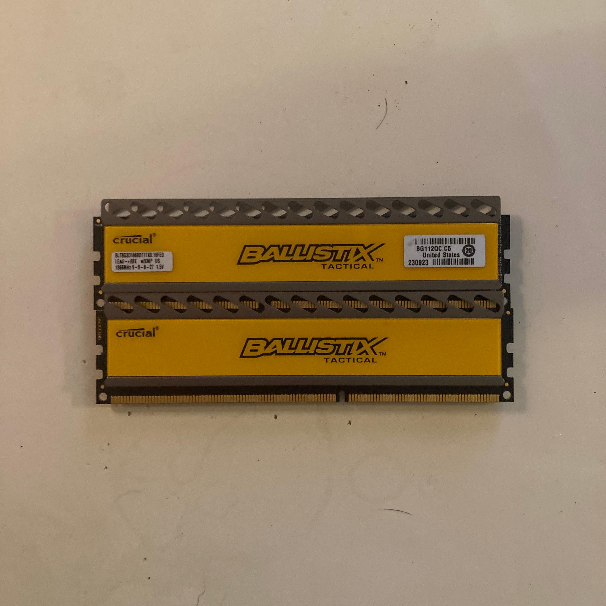 1866 mhz Crucial ballistix ddr3