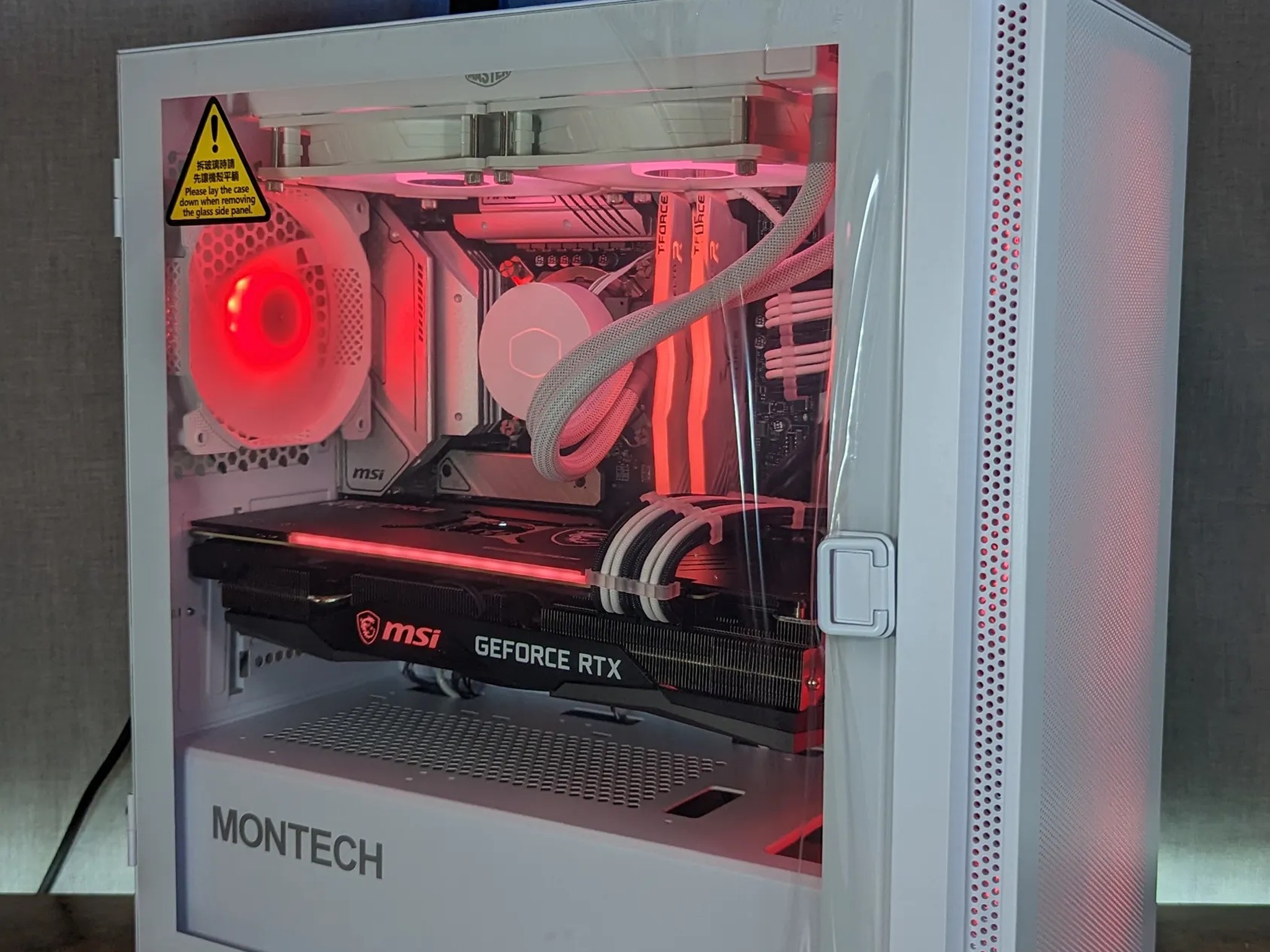 RTX 3070ti // i5 12600K // 16GB 3600Mhz DDR4 // 1TB Gen4 NVMe // WiFi