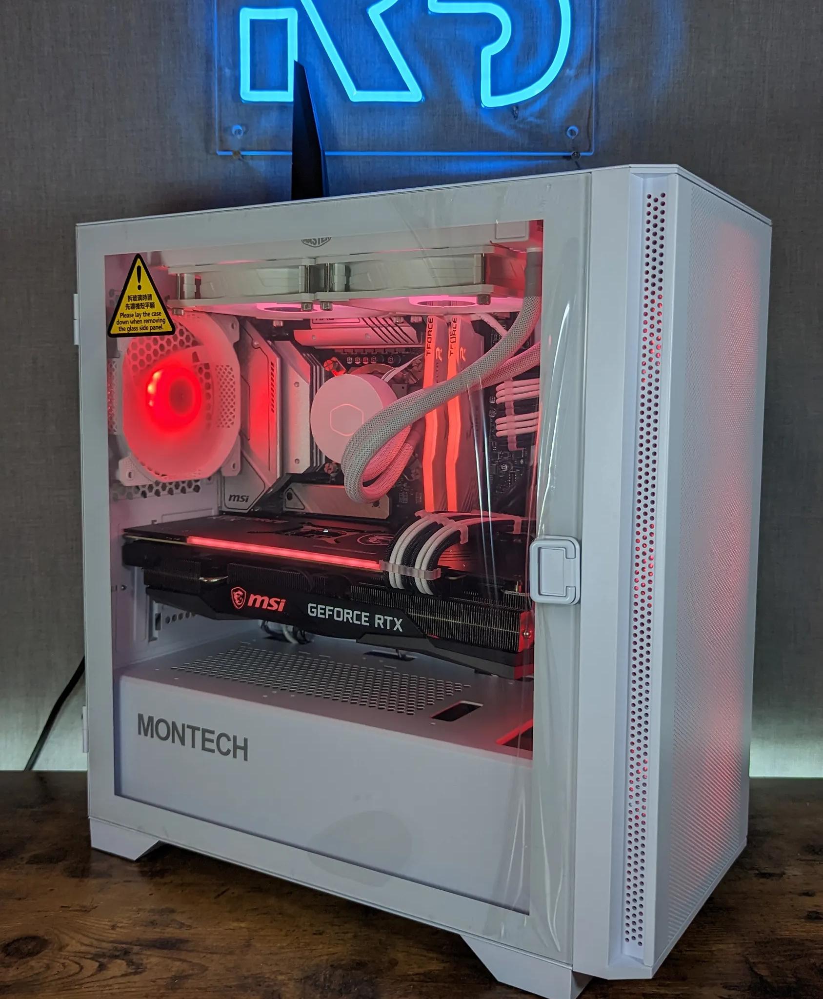 RTX 3070ti // i5 12600K // 16GB 3600Mhz DDR4 // 1TB Gen4 NVMe // WiFi