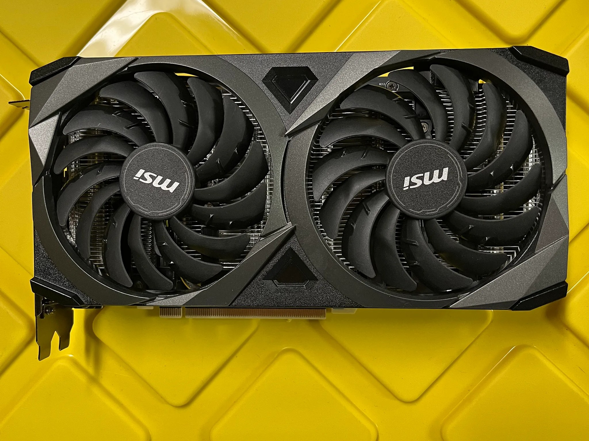 MSI GeForce RTX™ 3070 VENTUS 2X OC