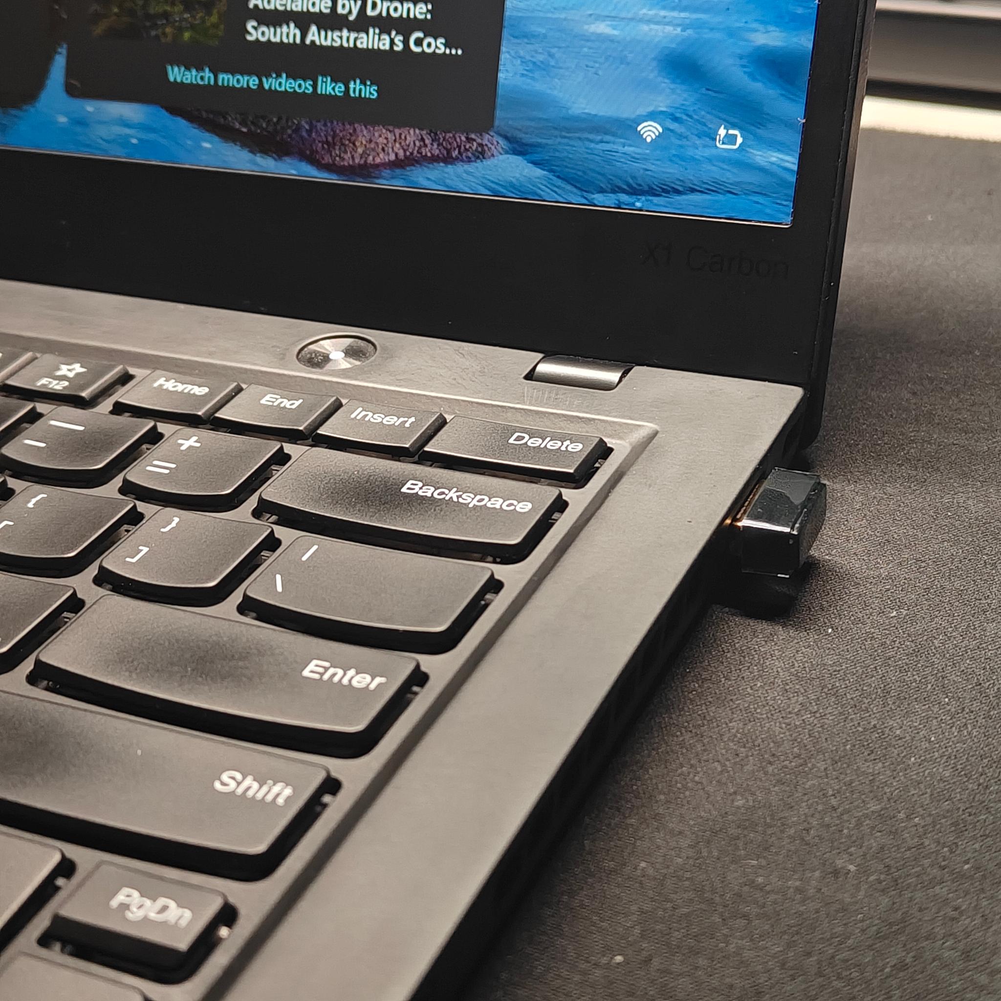 Lenovo ThinkPad X1 Carbon Gen 6 Touchscreen i7-8650U, 16Gb RAM, 512Gb SSD, Win11