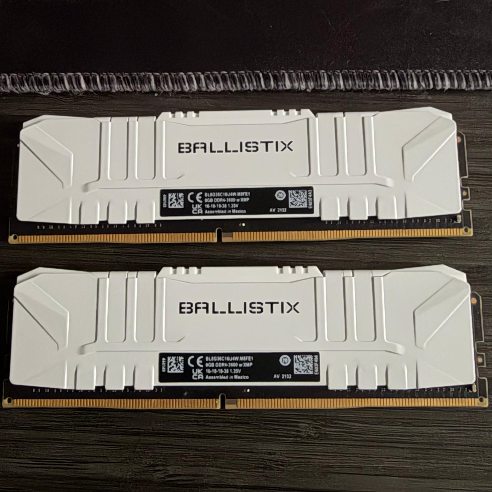 Crucial Ballistix  3600 MHz, DDR4, Memory Kit, 16GB (8GB x2)