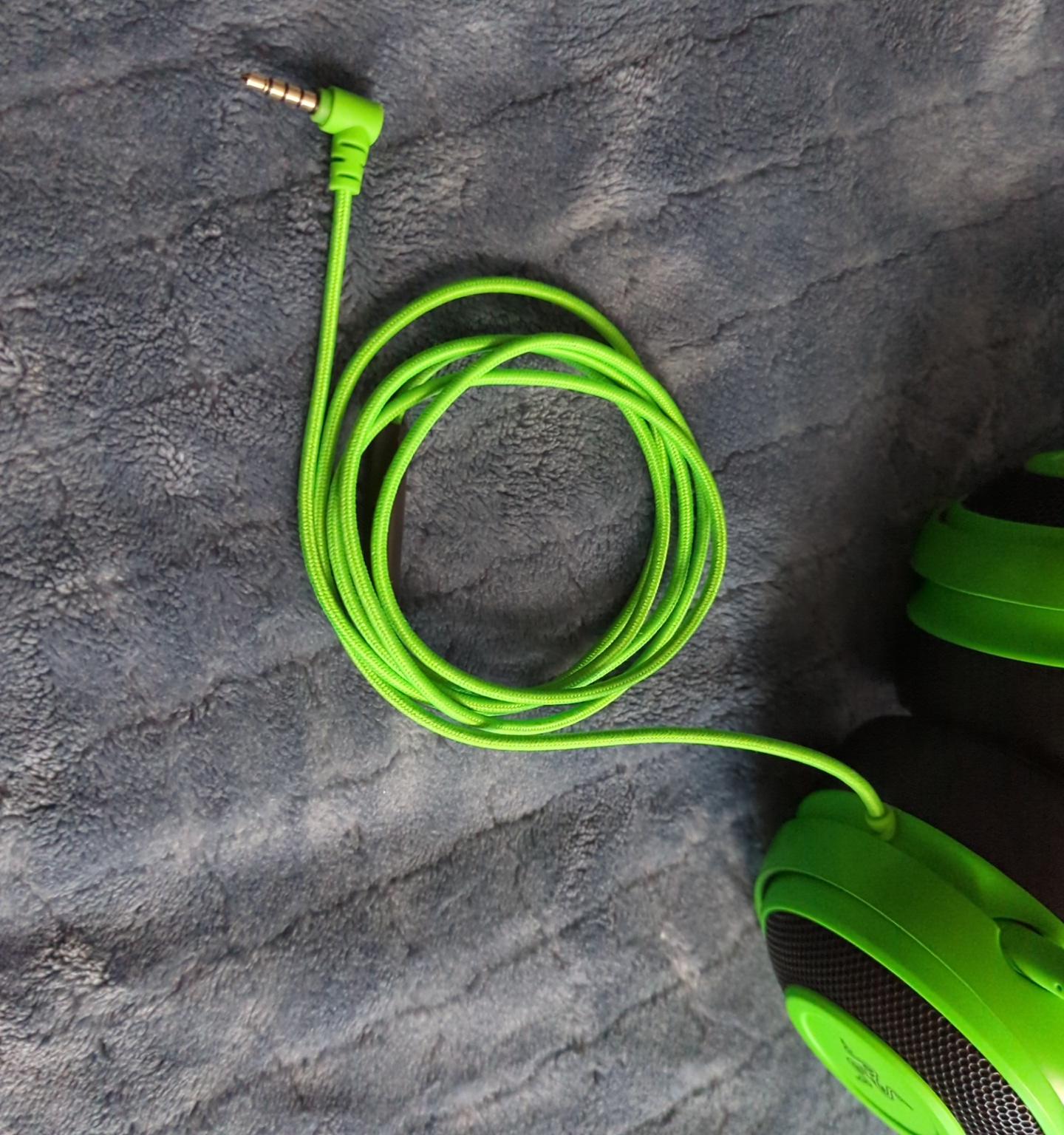 Razer Kraken Pro V2 Headset (Green)