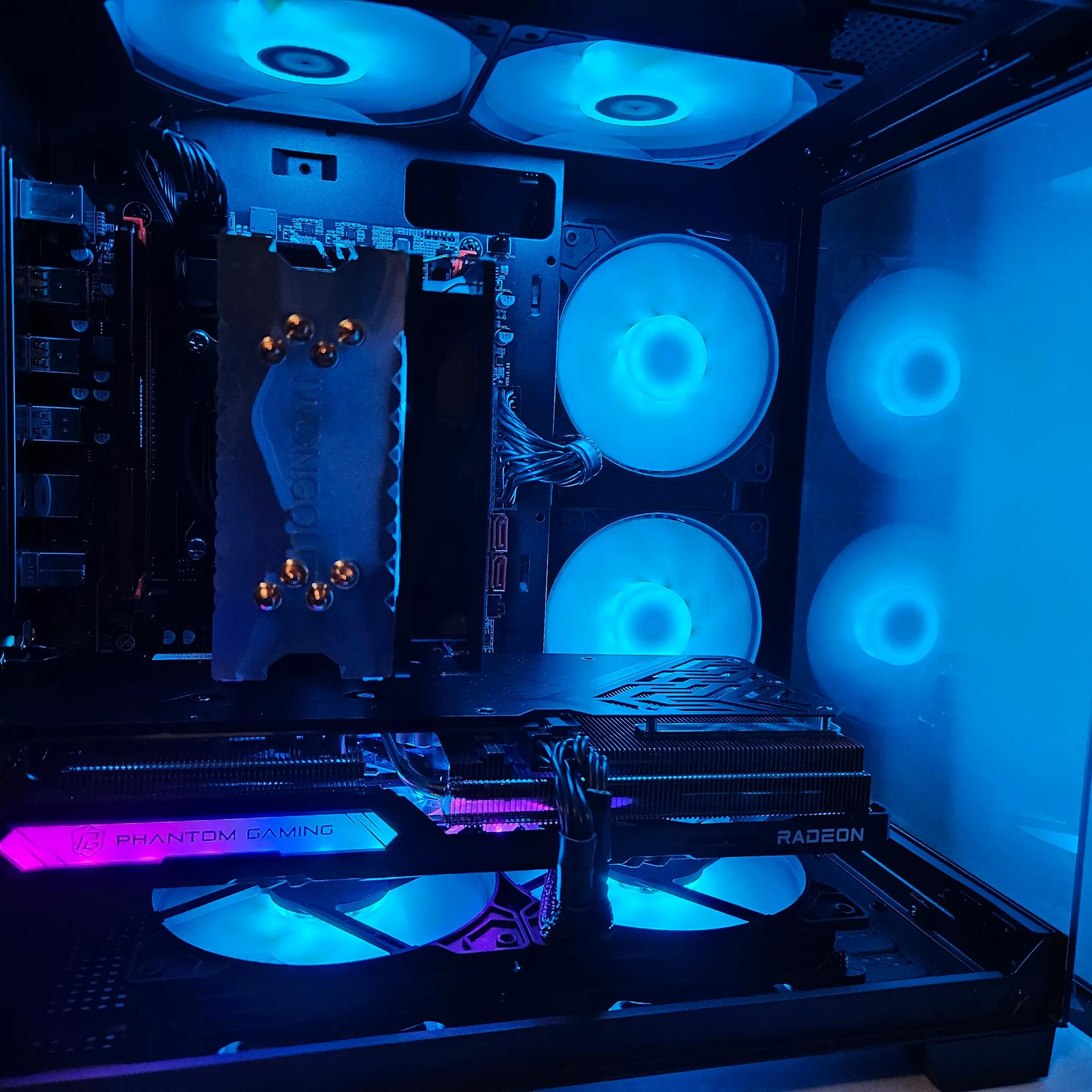 Dark Side Rig Intel 10 Core / 16GB DDR4 / 1TB SSD / RX 7600