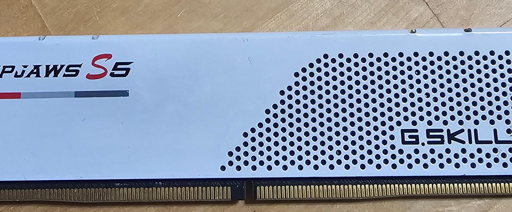 G.SKILL Ripjaws S5 white 16gb DDR5