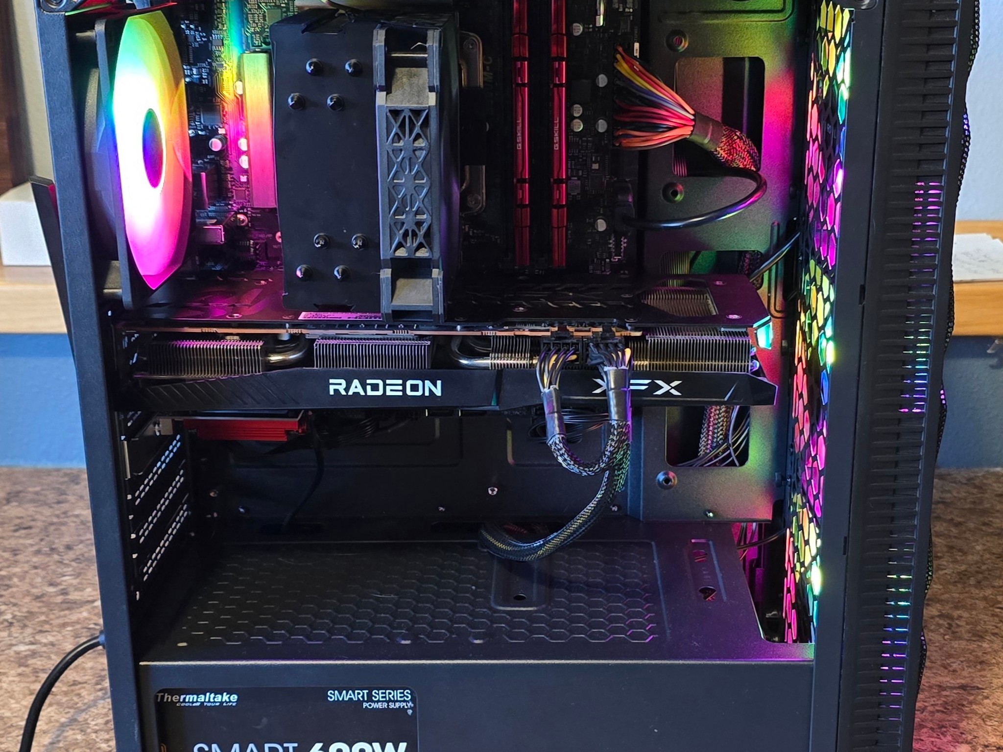 i3-13100 + rx 6700 entry pc build