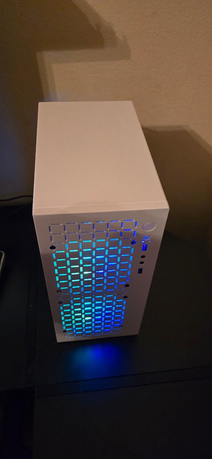 "Aurora Squared" Custom Gaming PC - i5 7600K @ 4.2 GHZ/ 1060 6GB