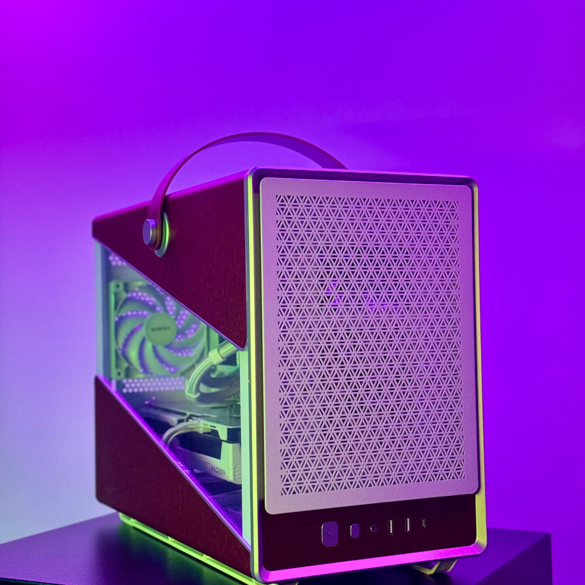 The Dream Machine ☁️🌜✨ Gaming PC  🚀 Radeon 9070 OC, Ryzen 9800X3D, 32GB RAM, 4TB SSD, Aorus ICE Mobo