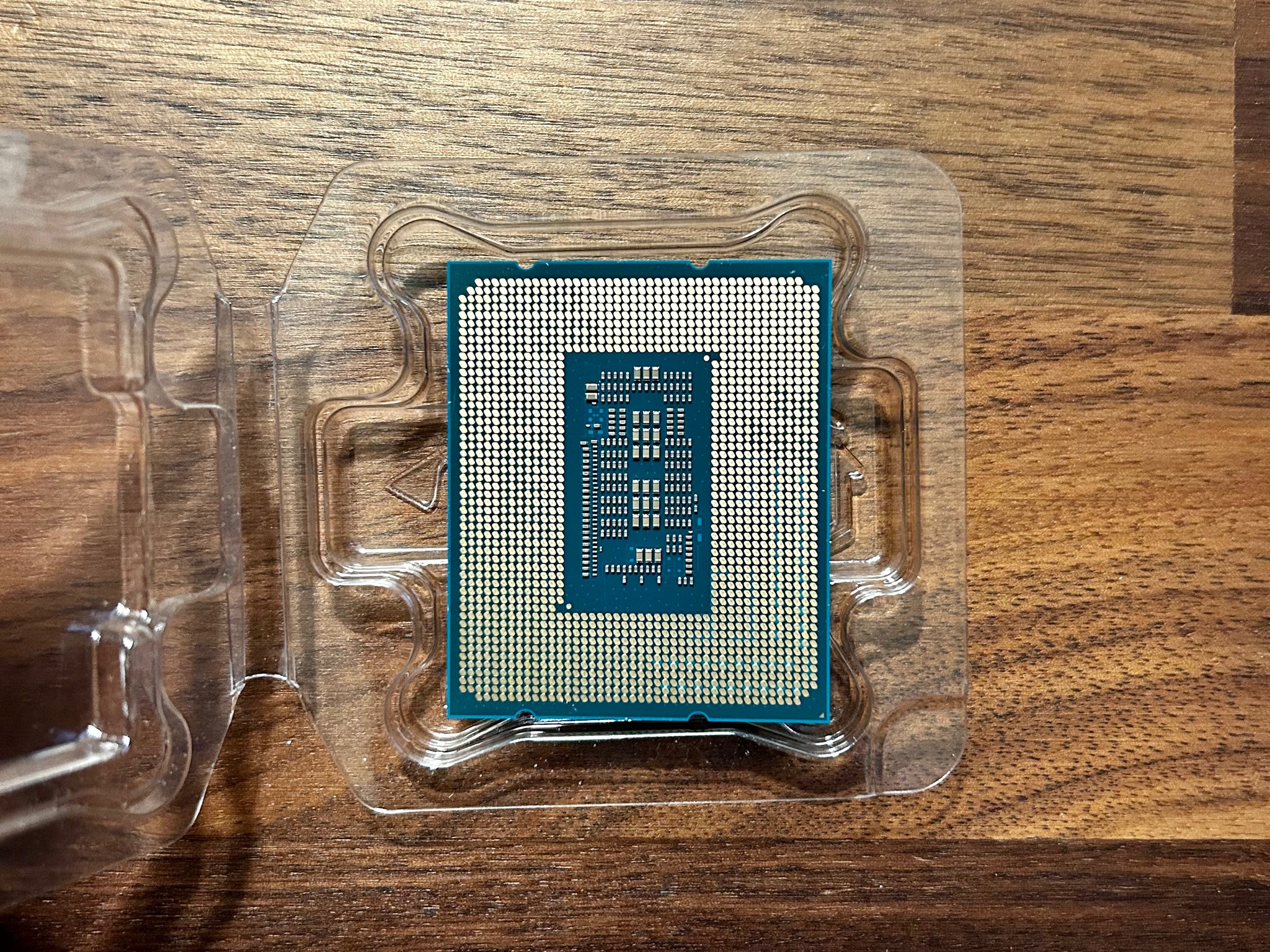 Intel Core i5-12600K Processor (4.9 GHz, 10 Cores, LGA 1700)
