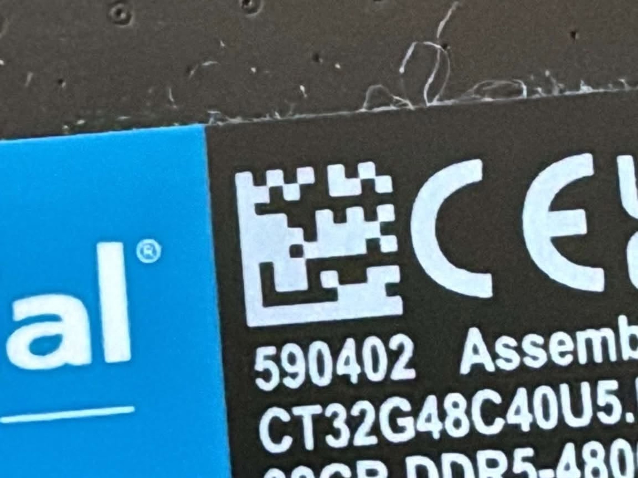 Crucial 32GB DDR5 4800MHz UDIMM memory RAM stick (not working/for parts)