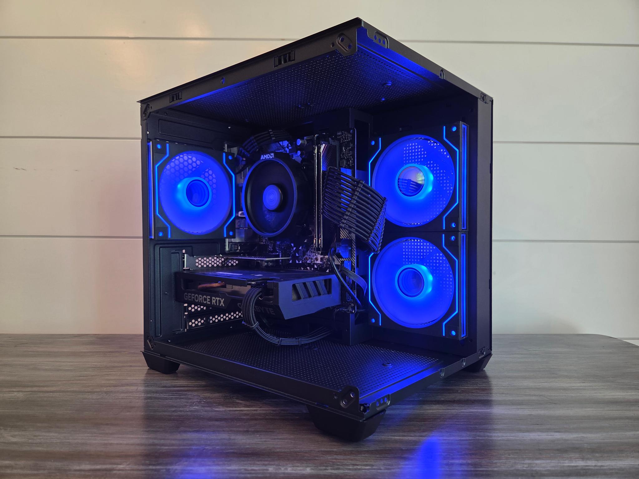 Small black gaming PC | RTX 4060 | RYZEN 5 3600 | 16GB RAM | 512GB SSD