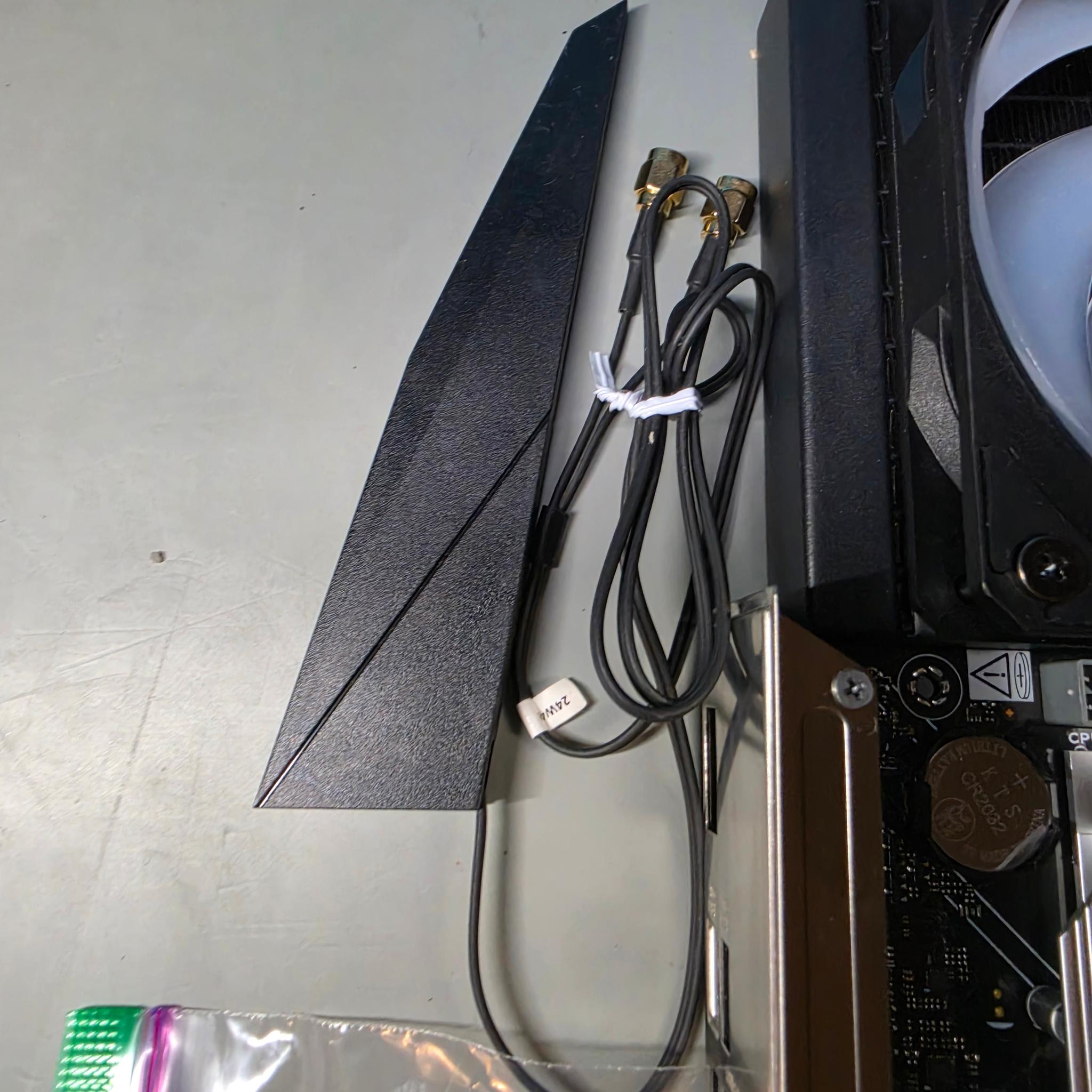 Intel Core Ultra 265f + ASUS B860M MAX GAMING AX + 240MM AIO
