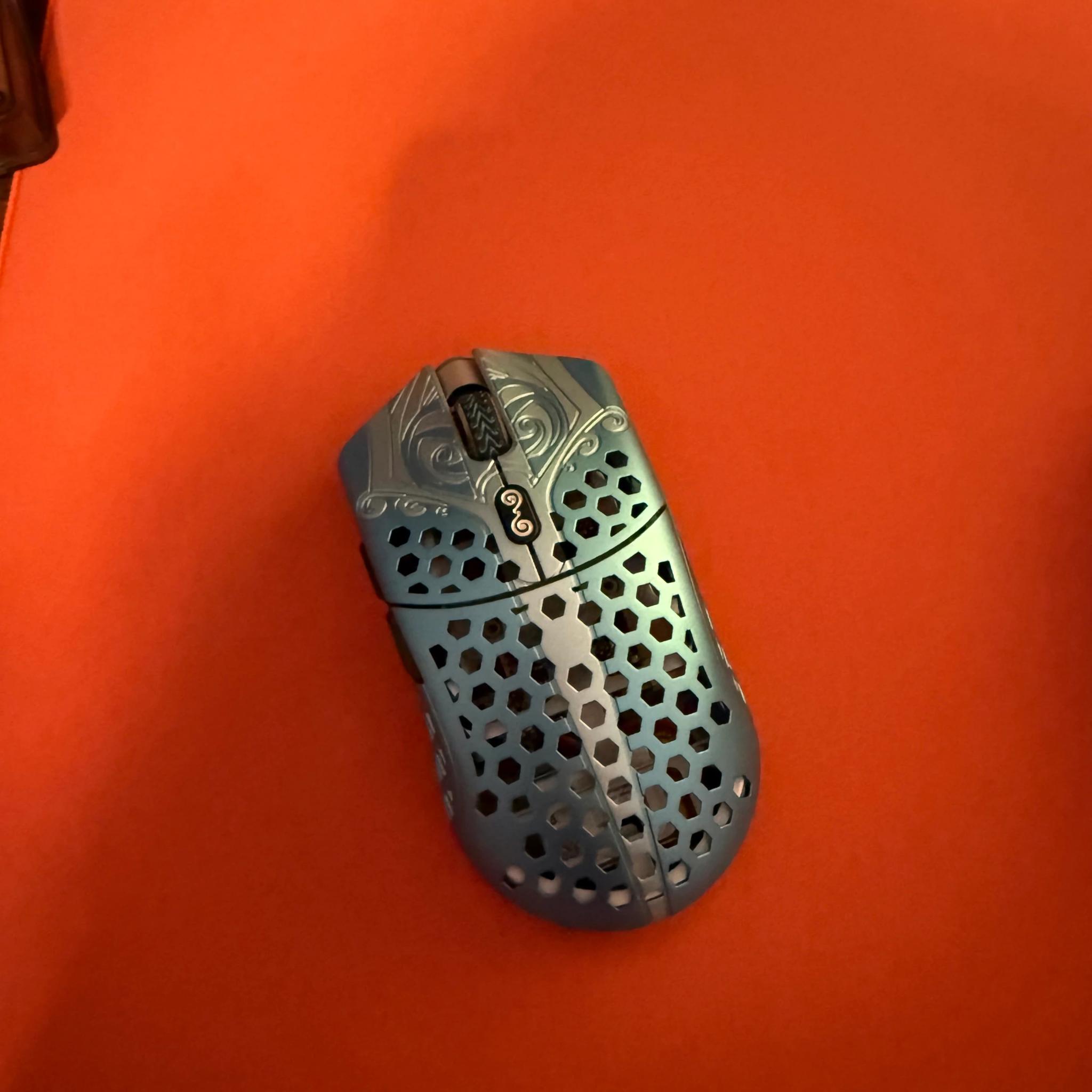Finalmouse Poseidon (Small)