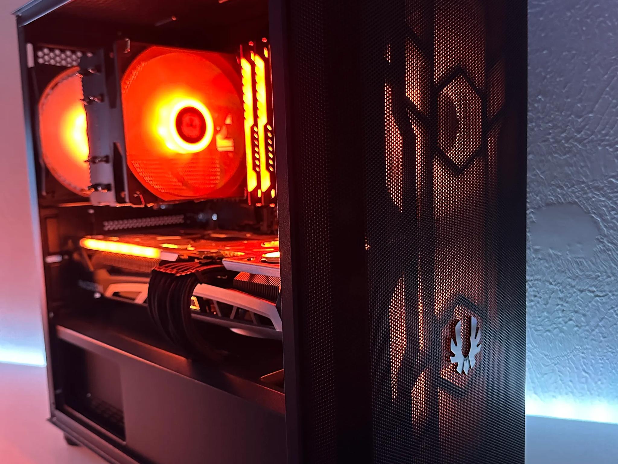 RX 6700XT / Ryzen 5600x Custom Gaming PC