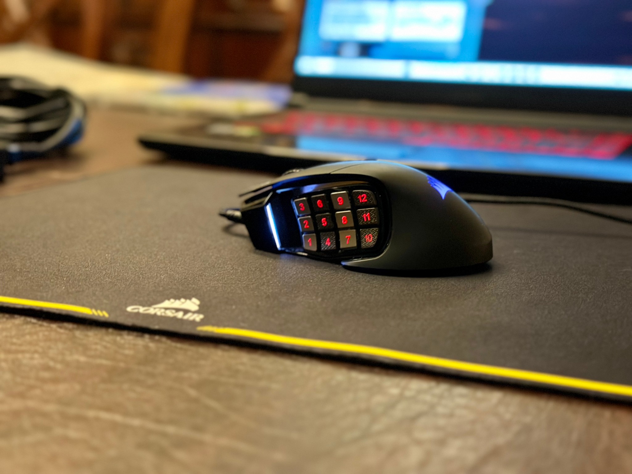 MSI GF65 Thin 10UE-283CA Gaming Laptop Core i5 RTX 3060 16GB w/ Corsair Gaming Mouse and Pad