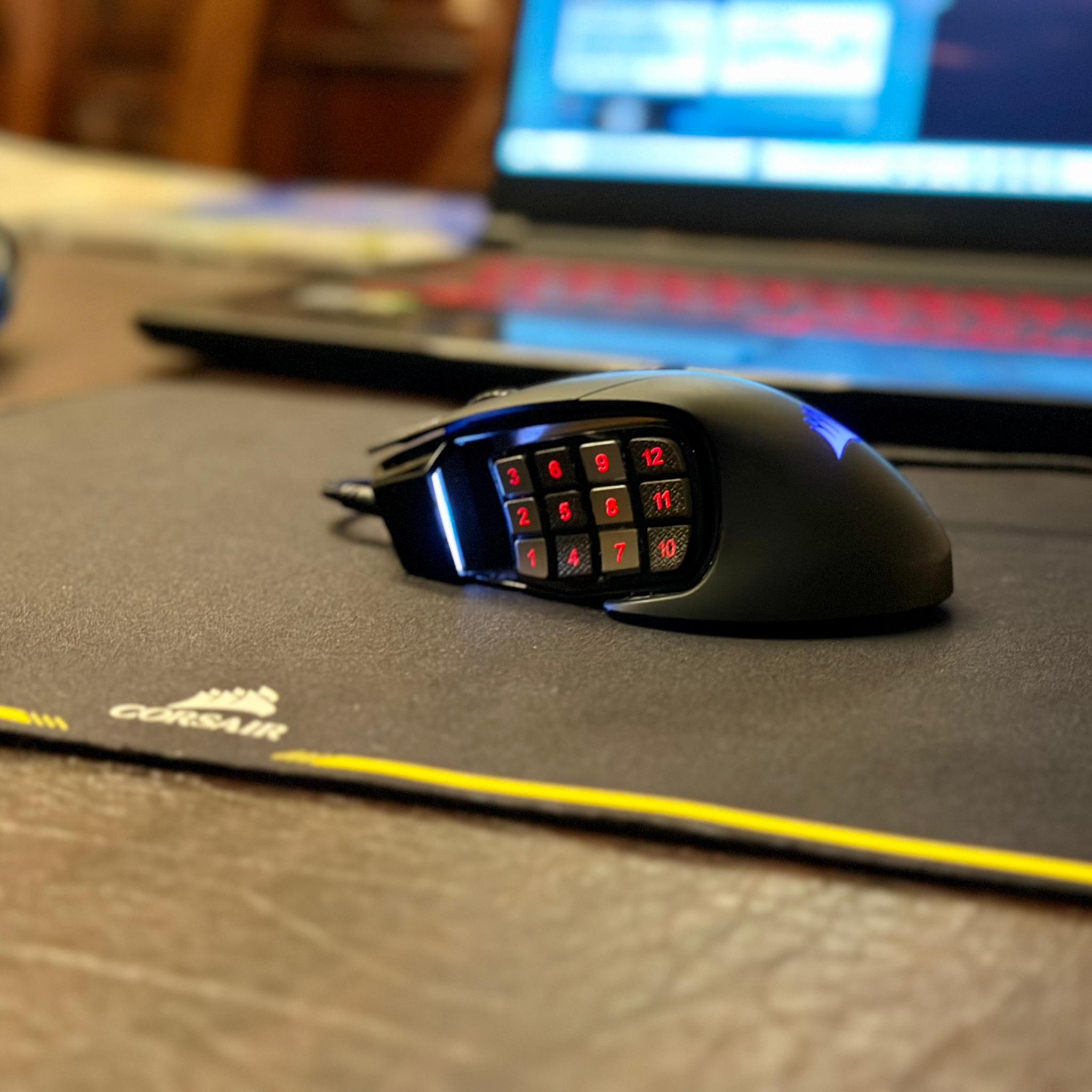 MSI GF65 Thin 10UE-283CA Gaming Laptop Core i5 RTX 3060 16GB w/ Corsair Gaming Mouse and Pad