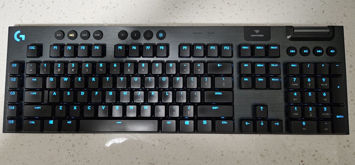 Logitech G915 LIGHTSPEED Wireless RGB Gaming Keyboard GL Clicky Switches - USED