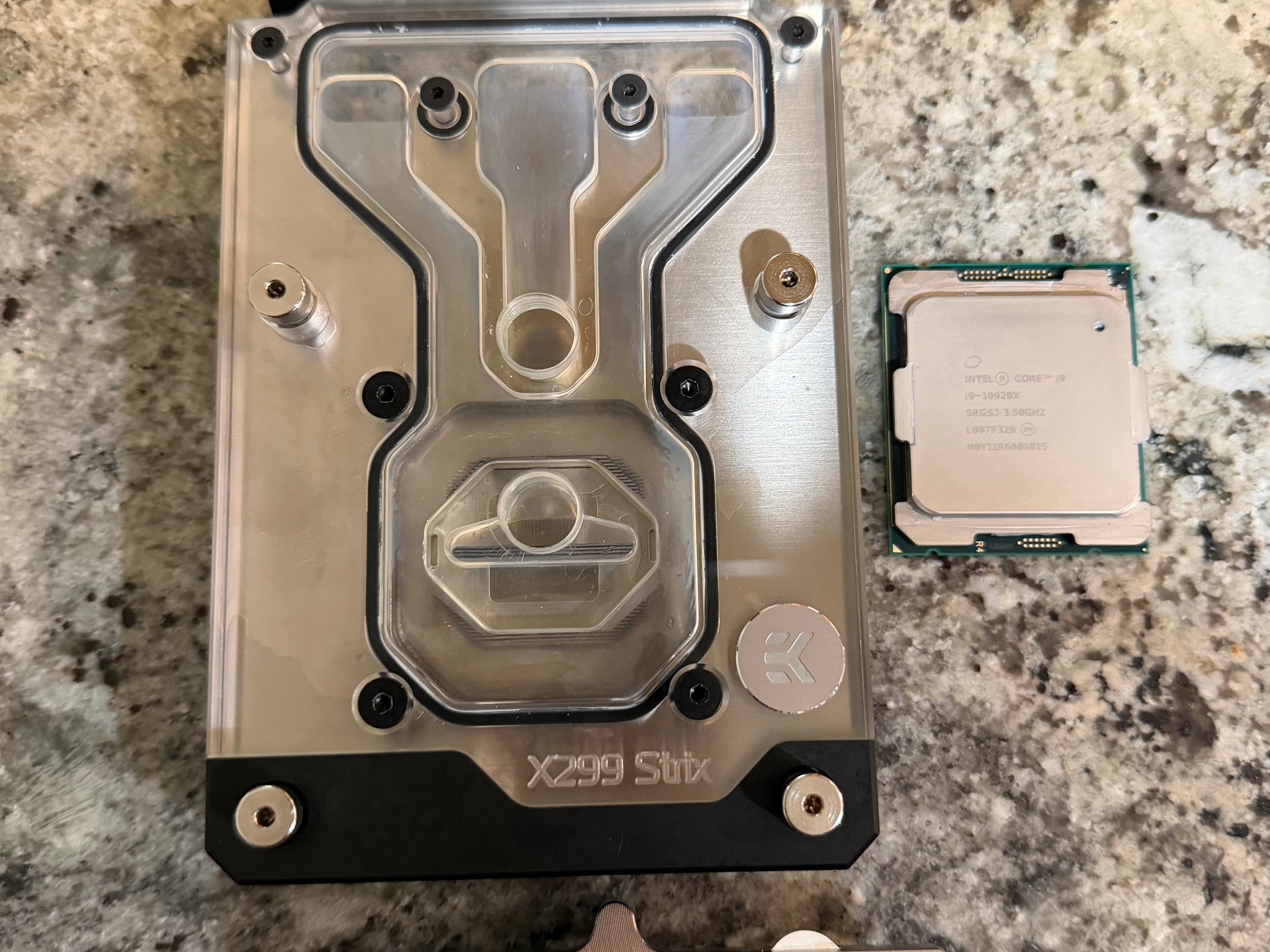 Intel Core i9-10920X 12-Core LGA2066 CPU + EK X299 Strix Monoblock Water Block CPU COMBO