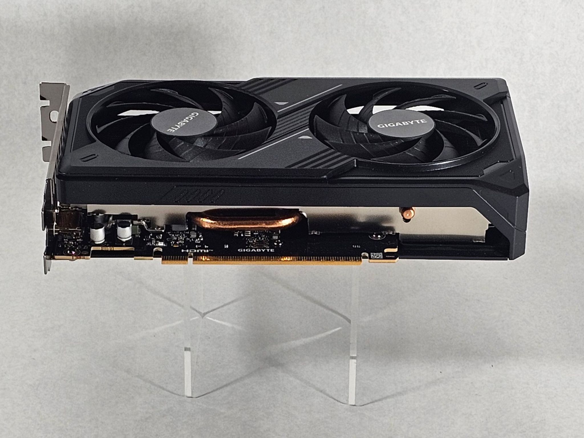 RTX 5050 Gigabyte 8GB