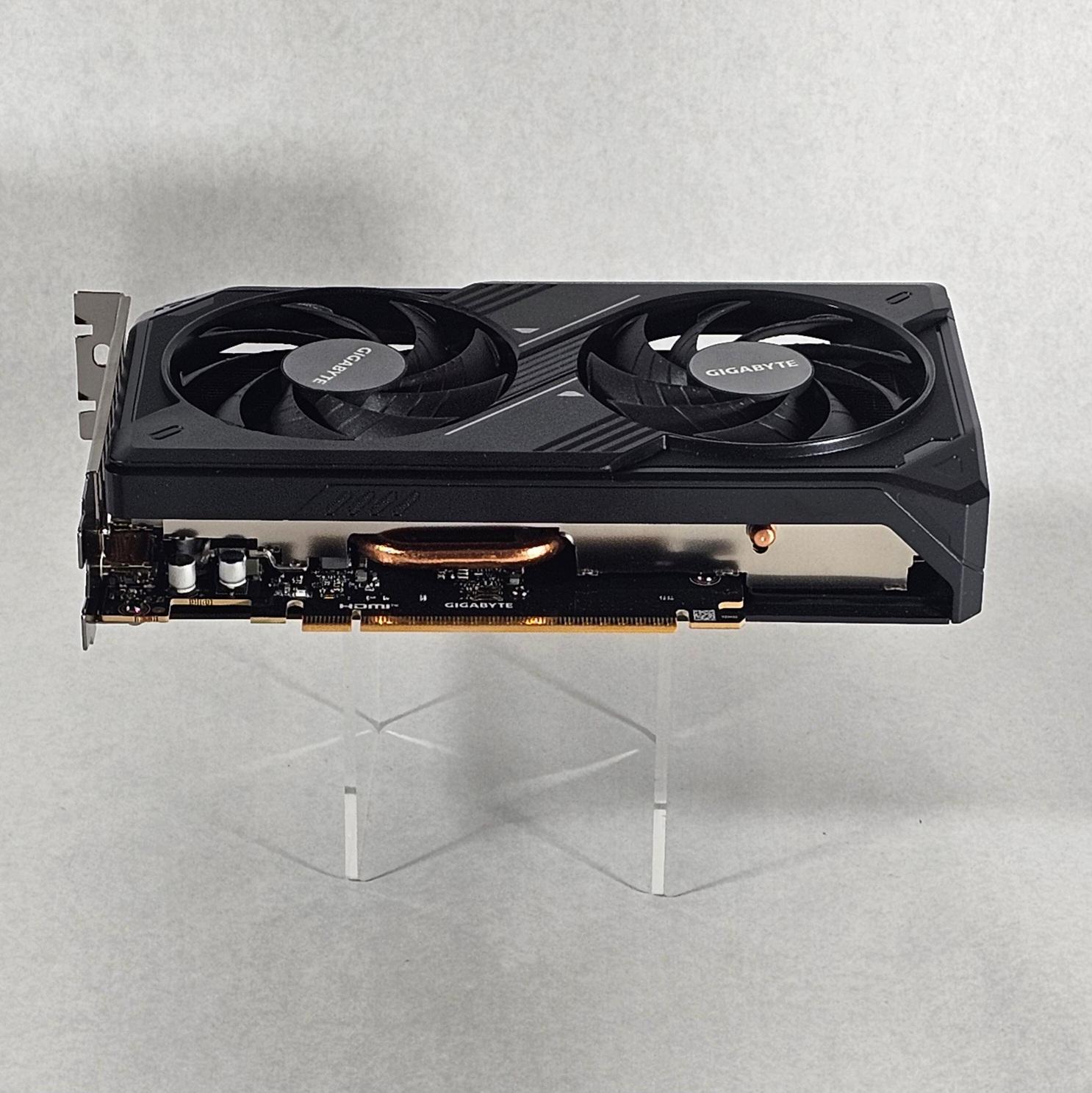 RTX 5050 Gigabyte 8GB