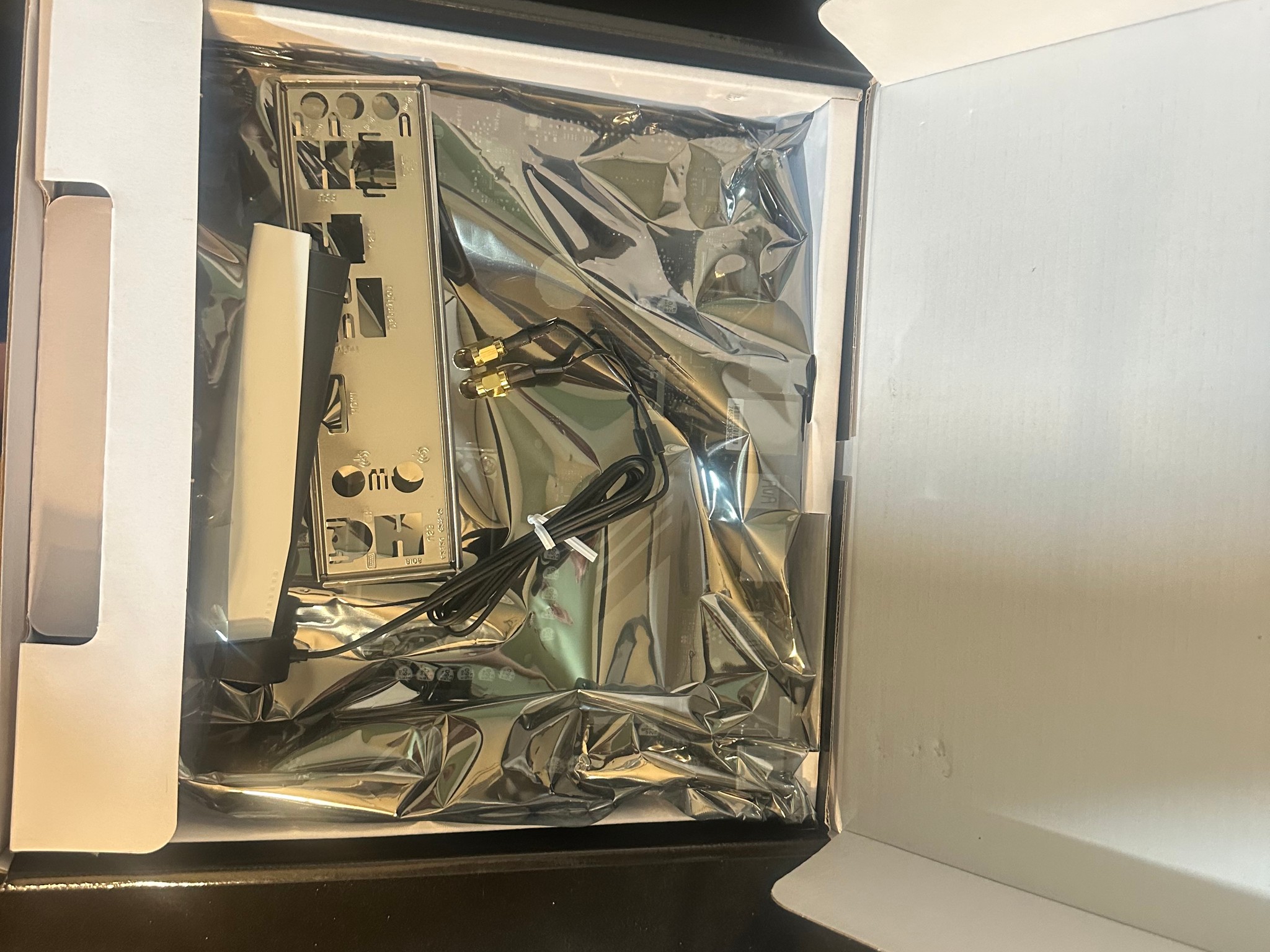 B760m DS3H AX Micro ATX DDR5