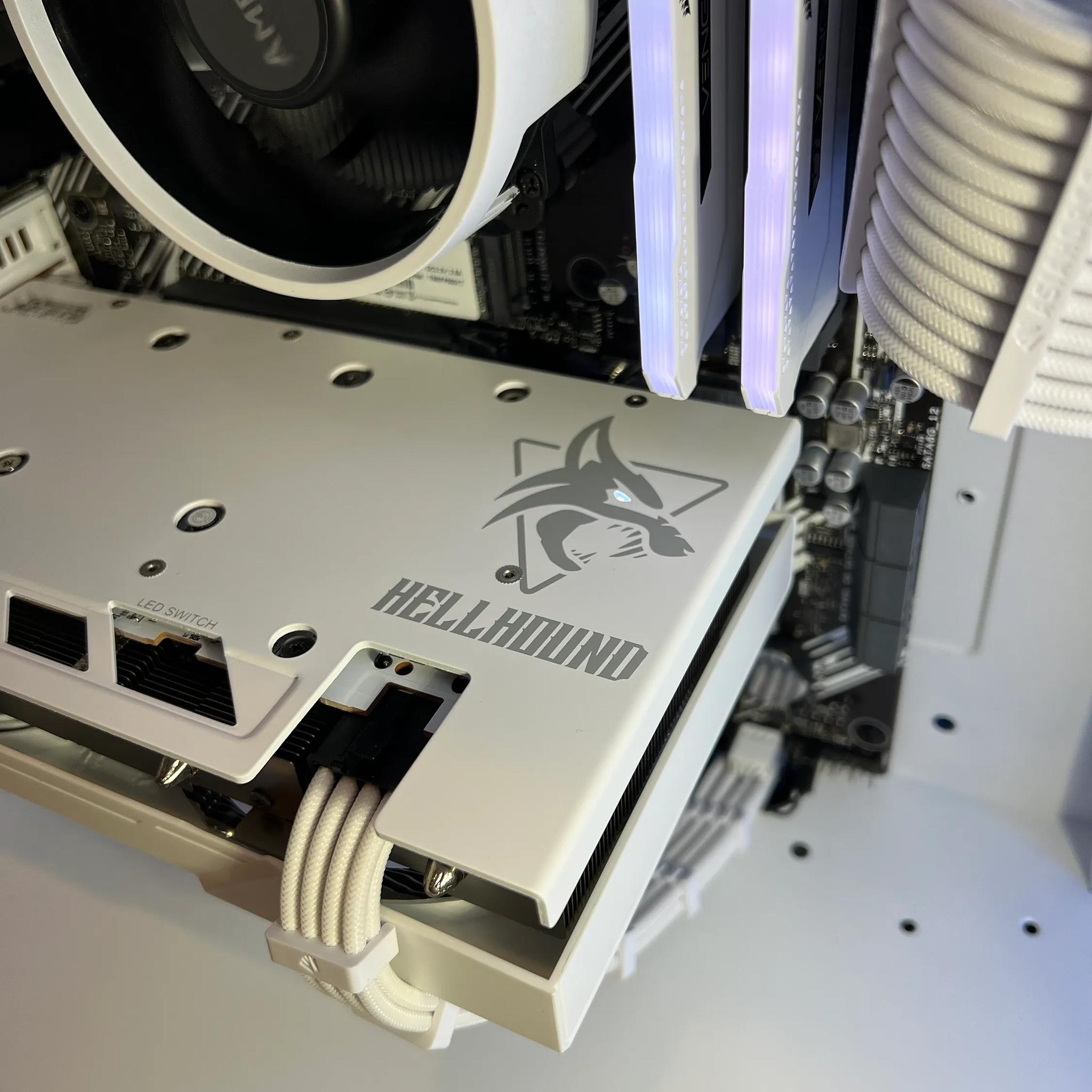 Ryzen 5 5600 | AMD Radeon RX 6650XT | White Theme Gaming PC