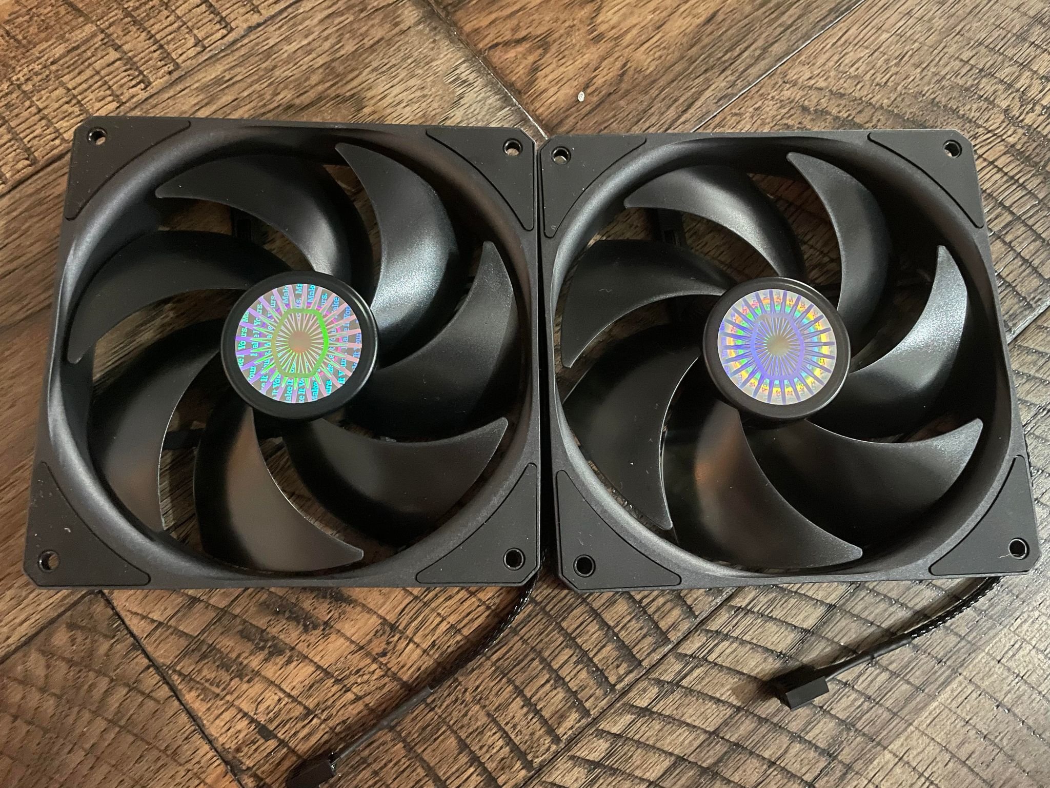 Cooler Master Sickflow 140mm fans