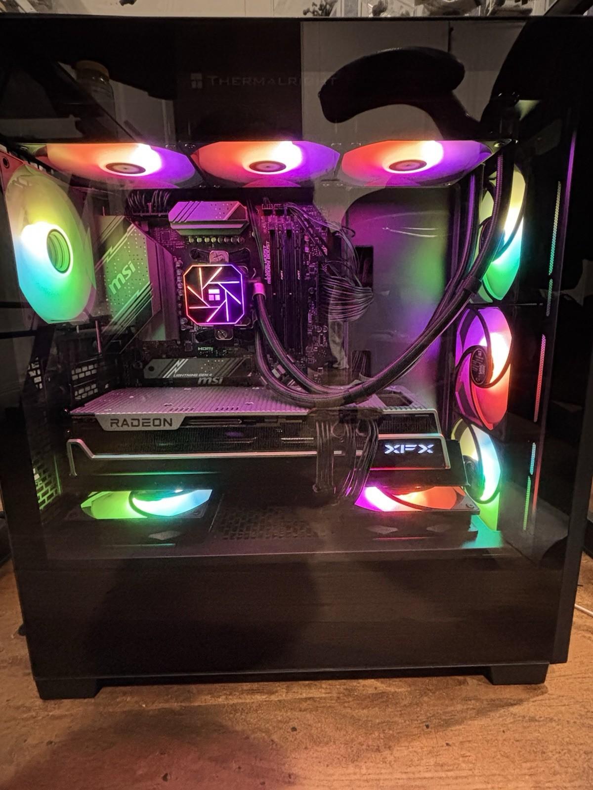 New Gaming PC - Ryzen 7 7700X, RX 7900XTX, 32GB DDR5, 2TB