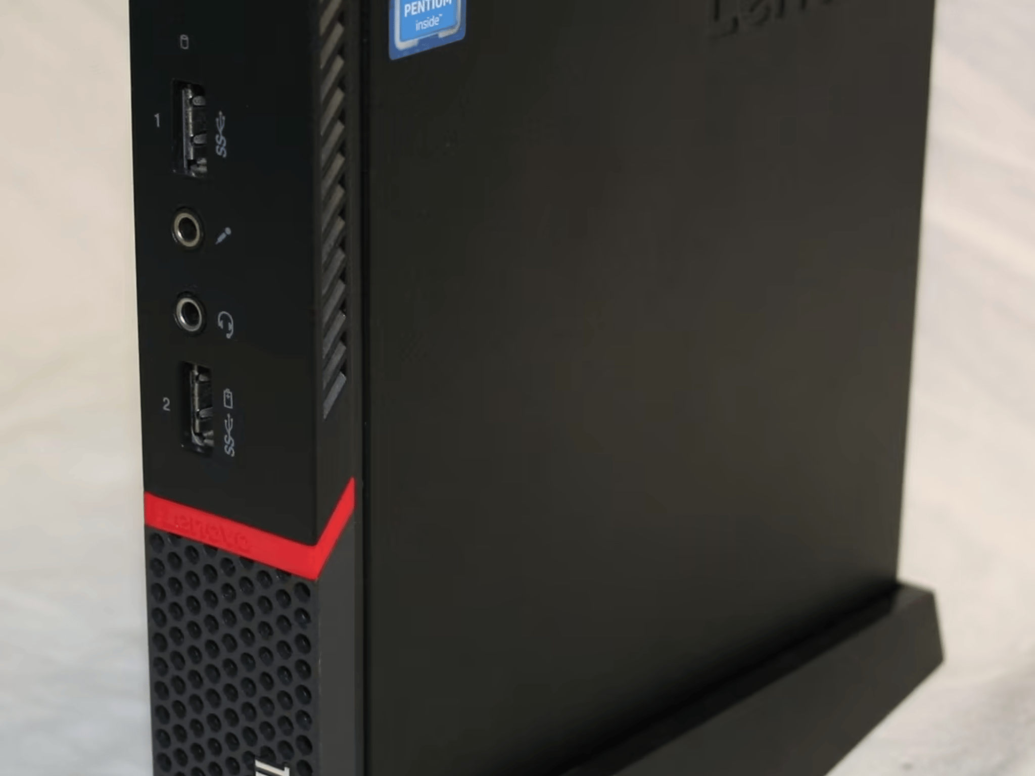 Lenovo ThinkCentre M600 8GB Mini PC Retro Gaming Emulation 120GB SSD Win10 Pro
